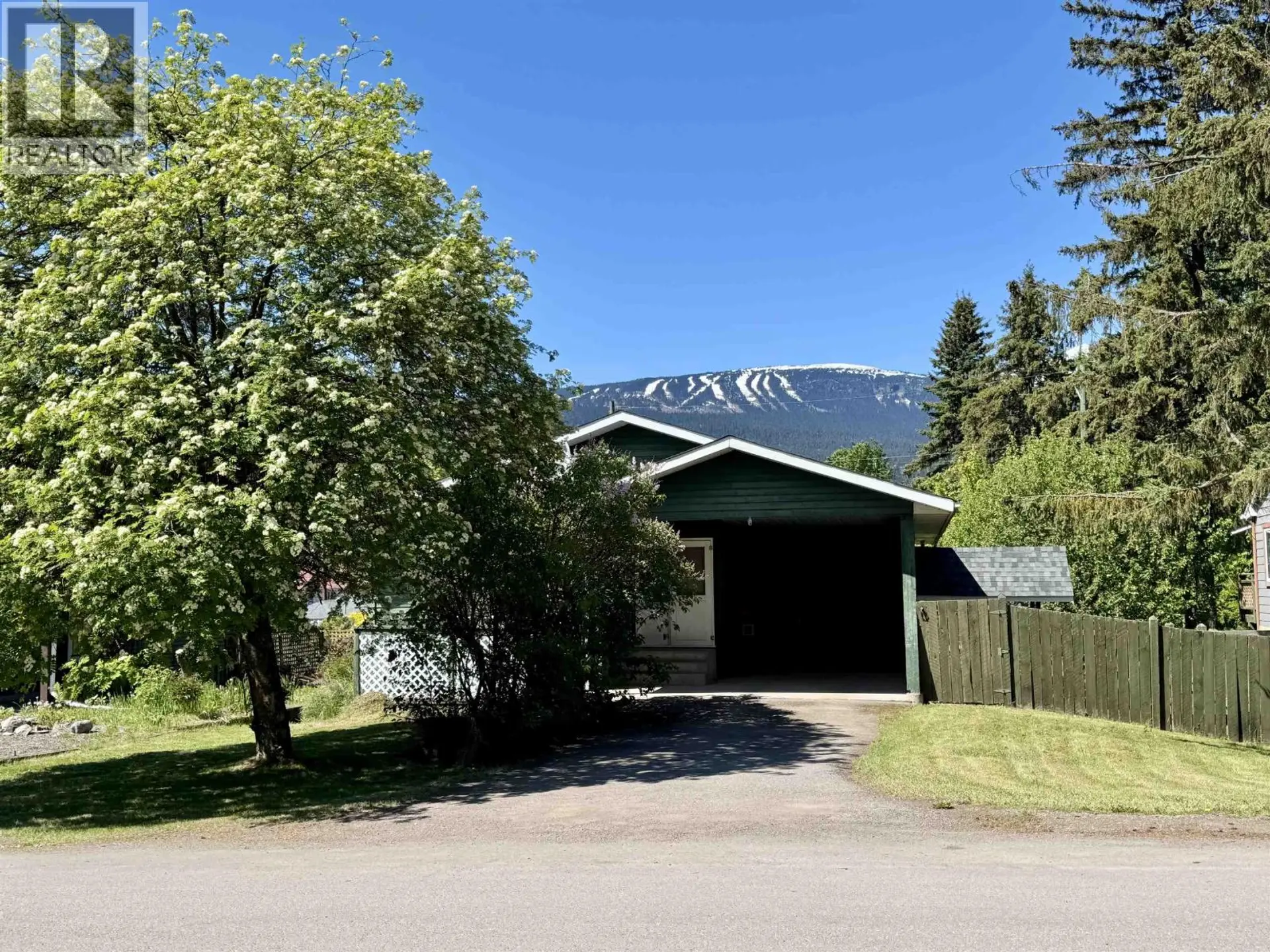 Property at 3845 9TH AVENUE, Smithers, BC