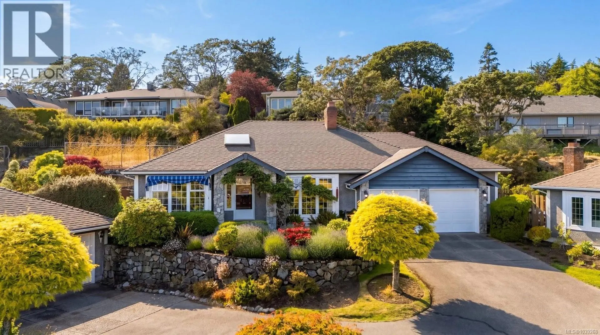 Property at 764 Richmond Ave, Victoria, BC