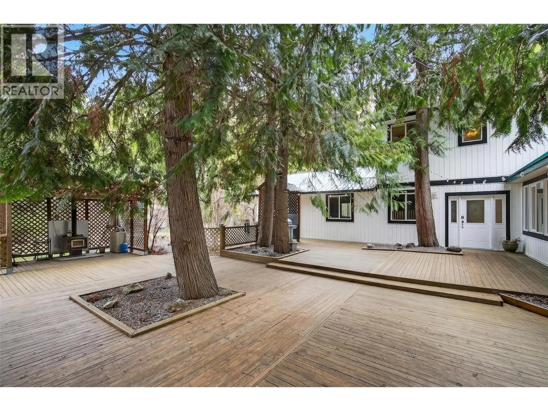 Property at 9048 Humming Bird Drive, Swansea Point, BC