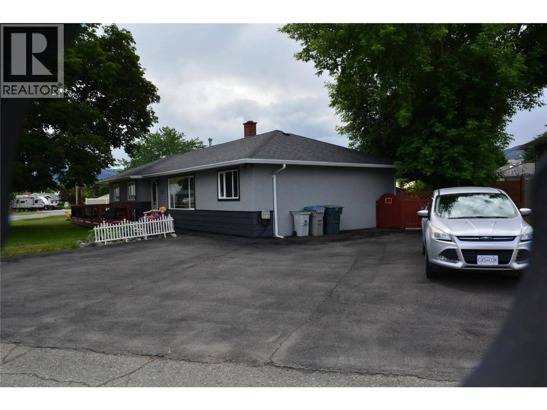 Property at 601 REGINA Avenue, Kamloops, BC