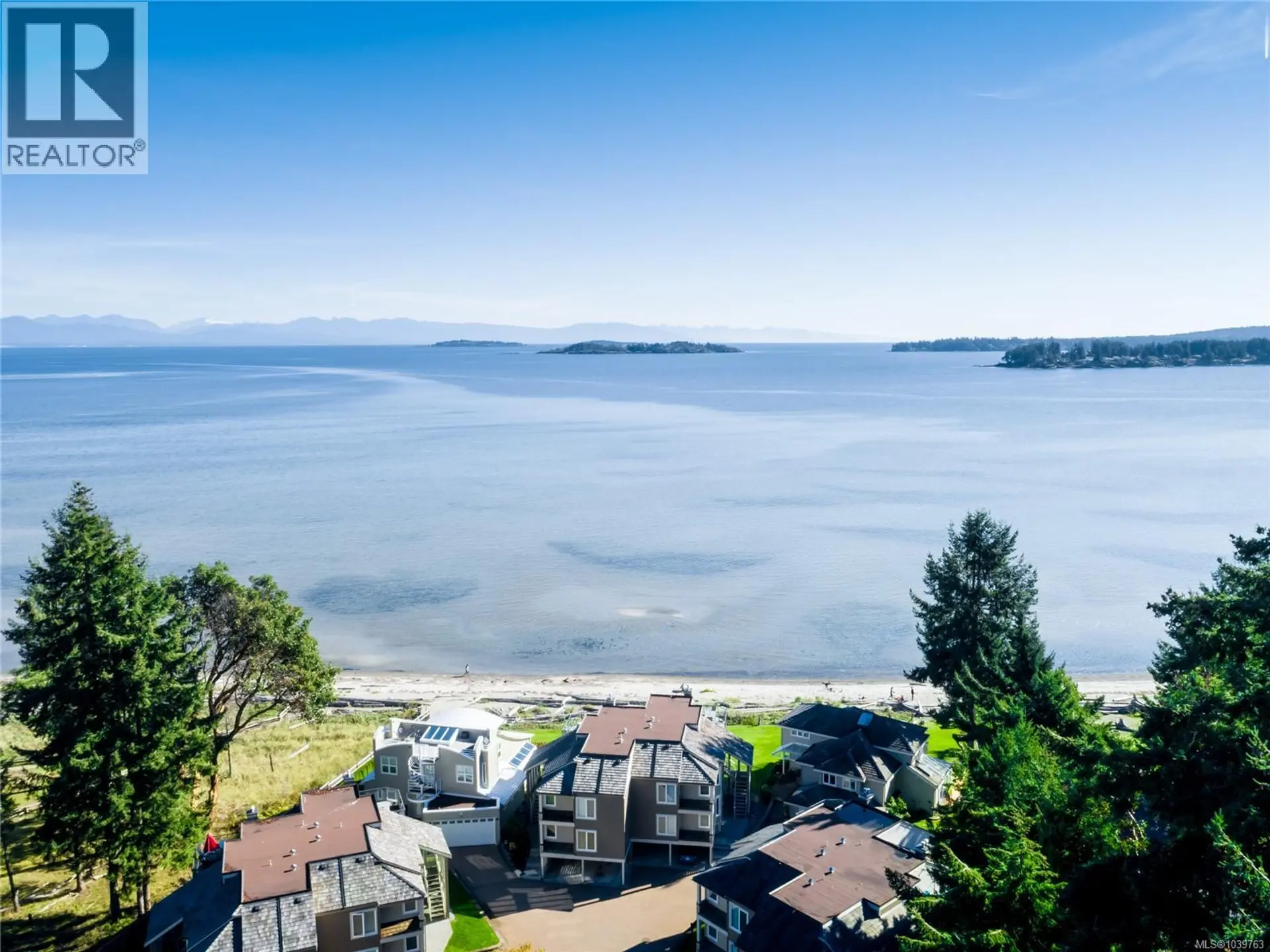 Property at #32 1059 Tanglewood Pl, Parksville, BC