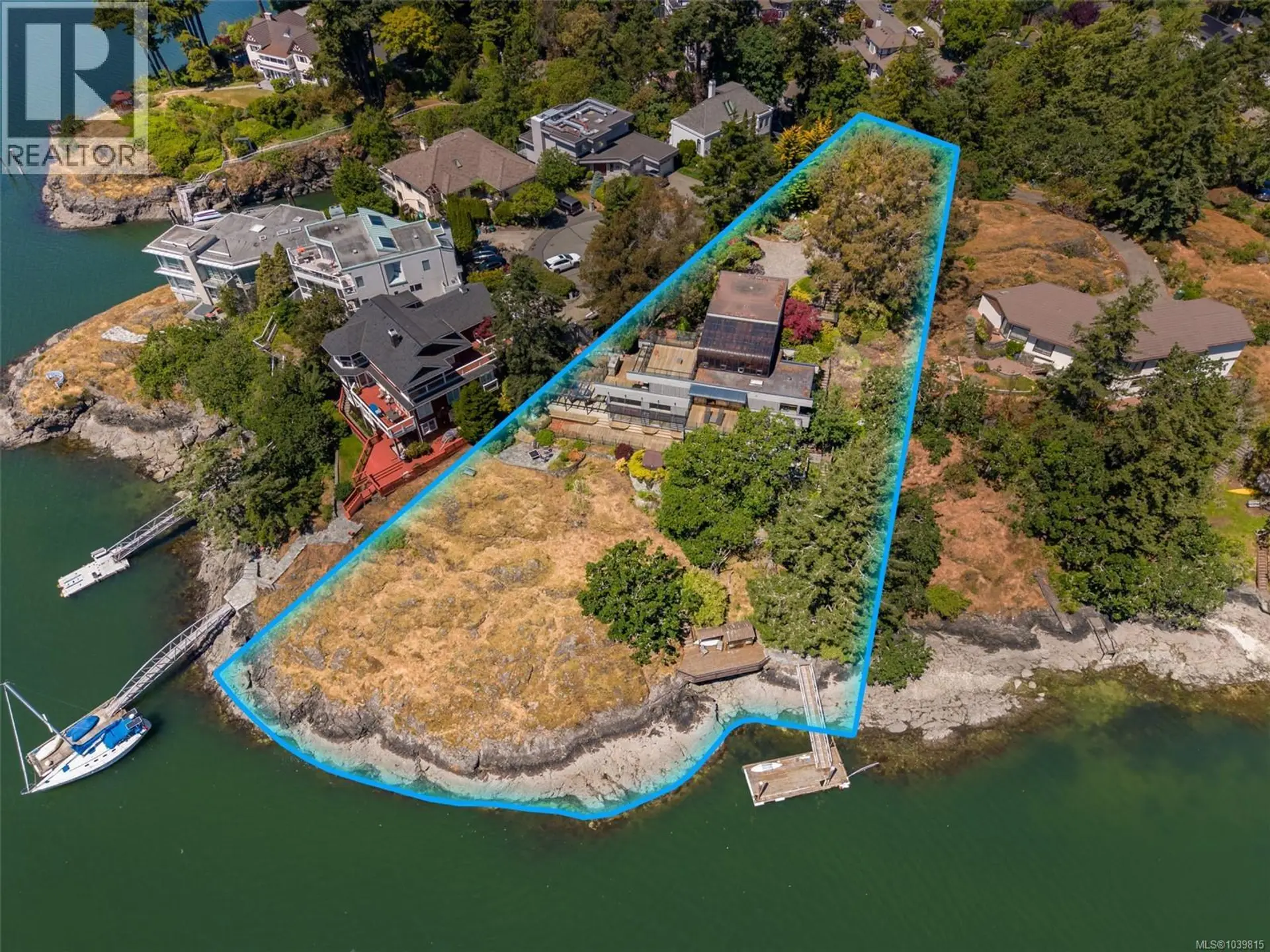 Property at 314 Bessborough Ave, View Royal, BC