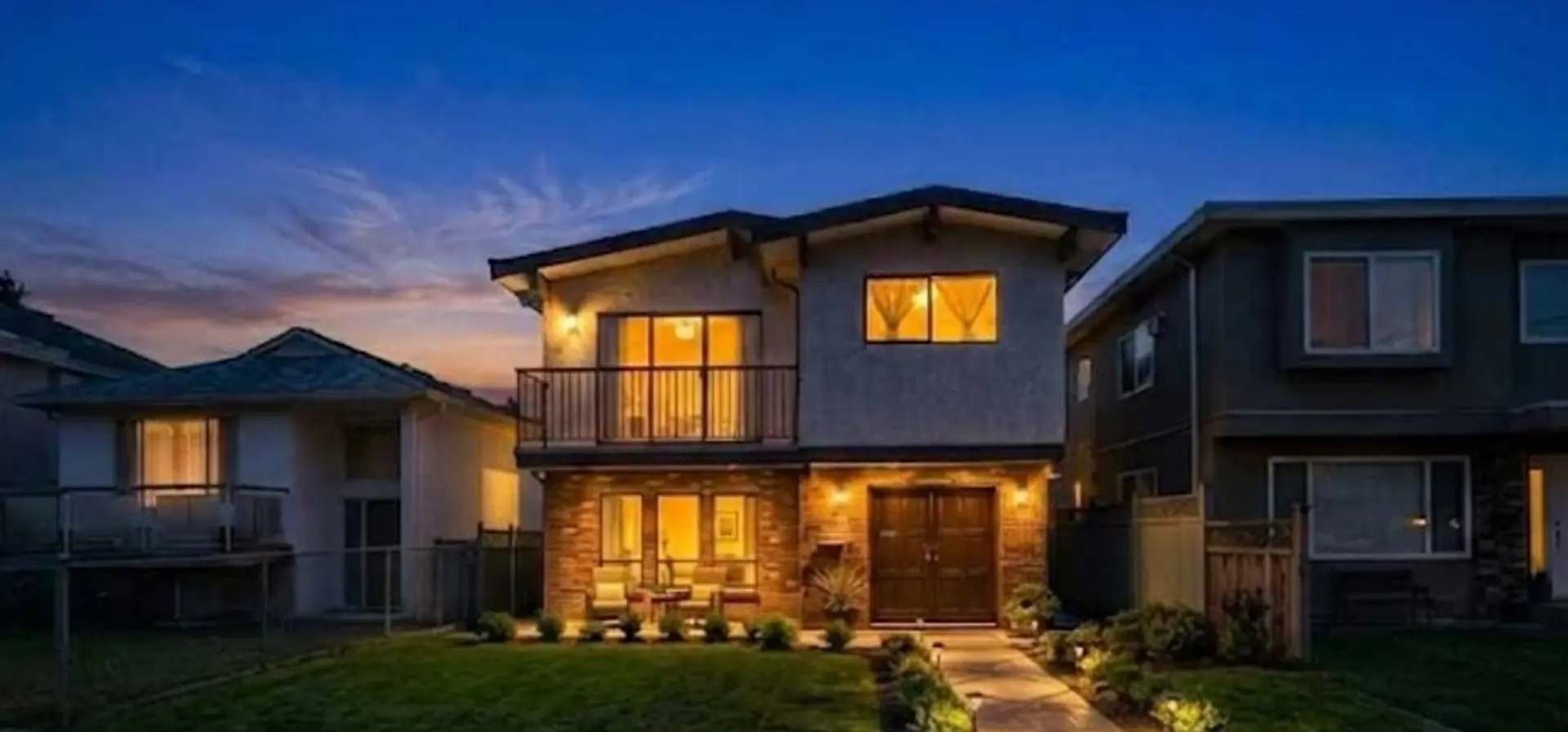Property at 886 E 56th Avenue, Vancouver, BC