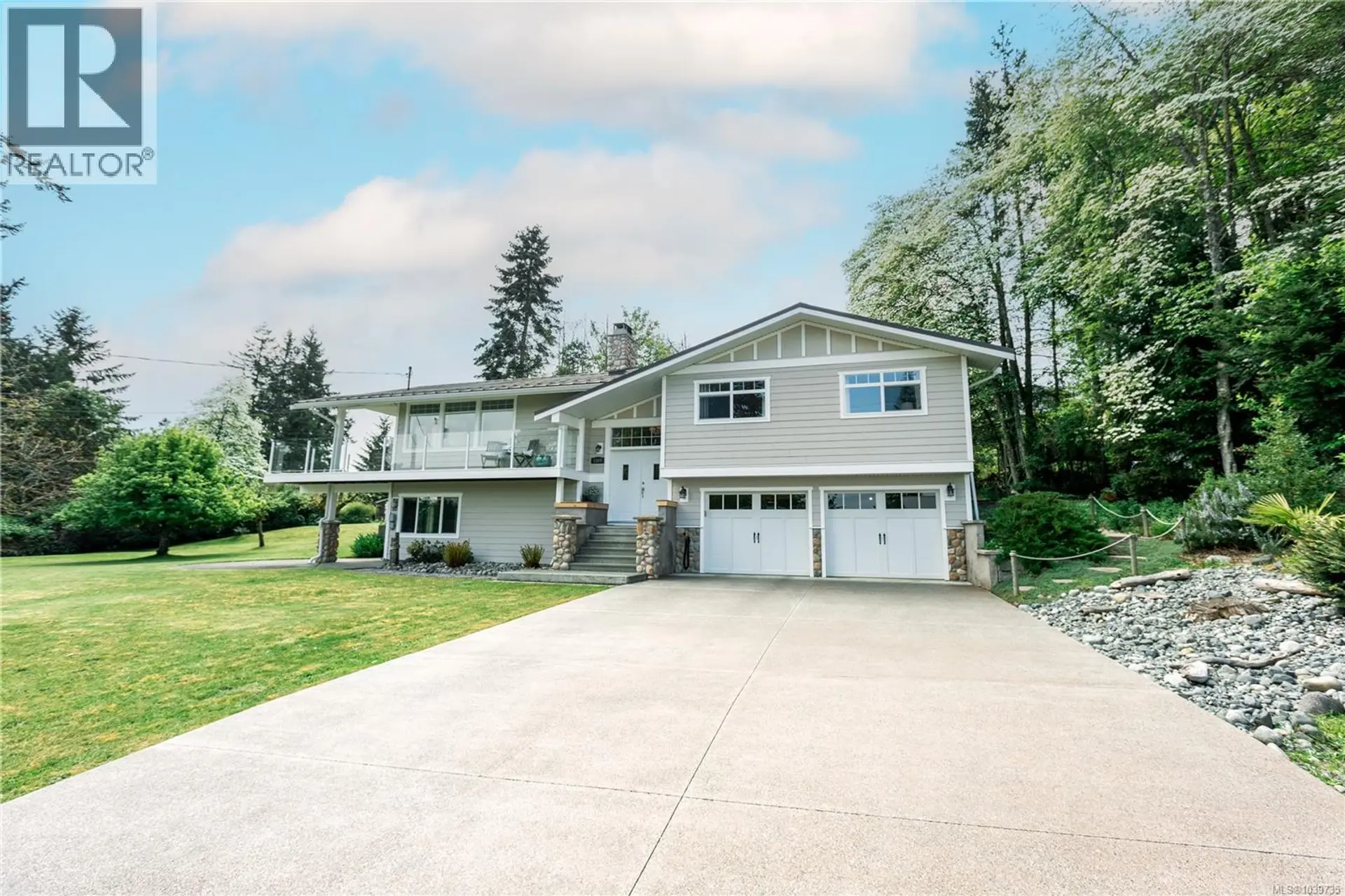 Property at 1569 Murdoch Rd, Nanaimo, BC