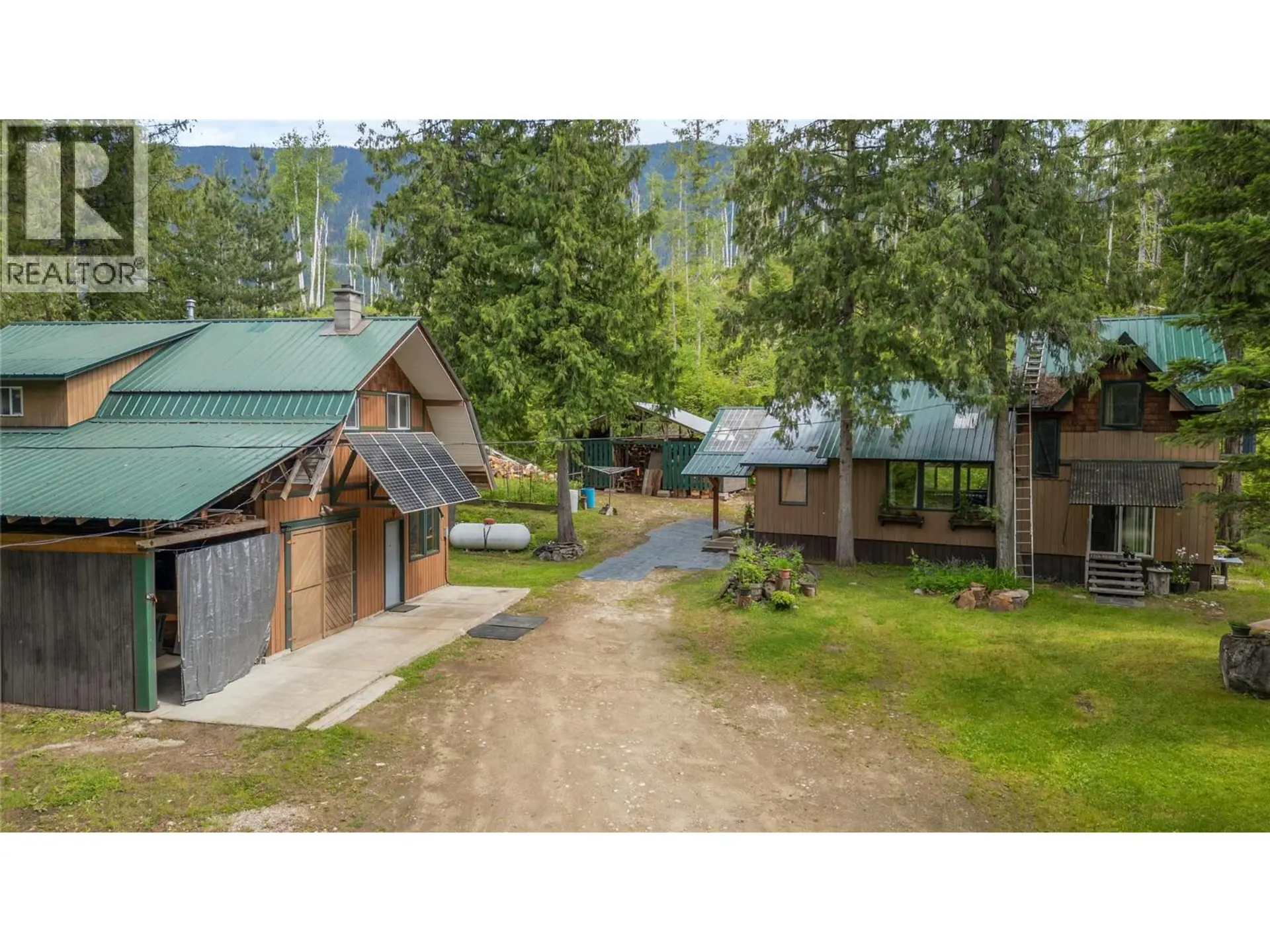 Property at 1598 Quast Road, Seymour Arm, BC