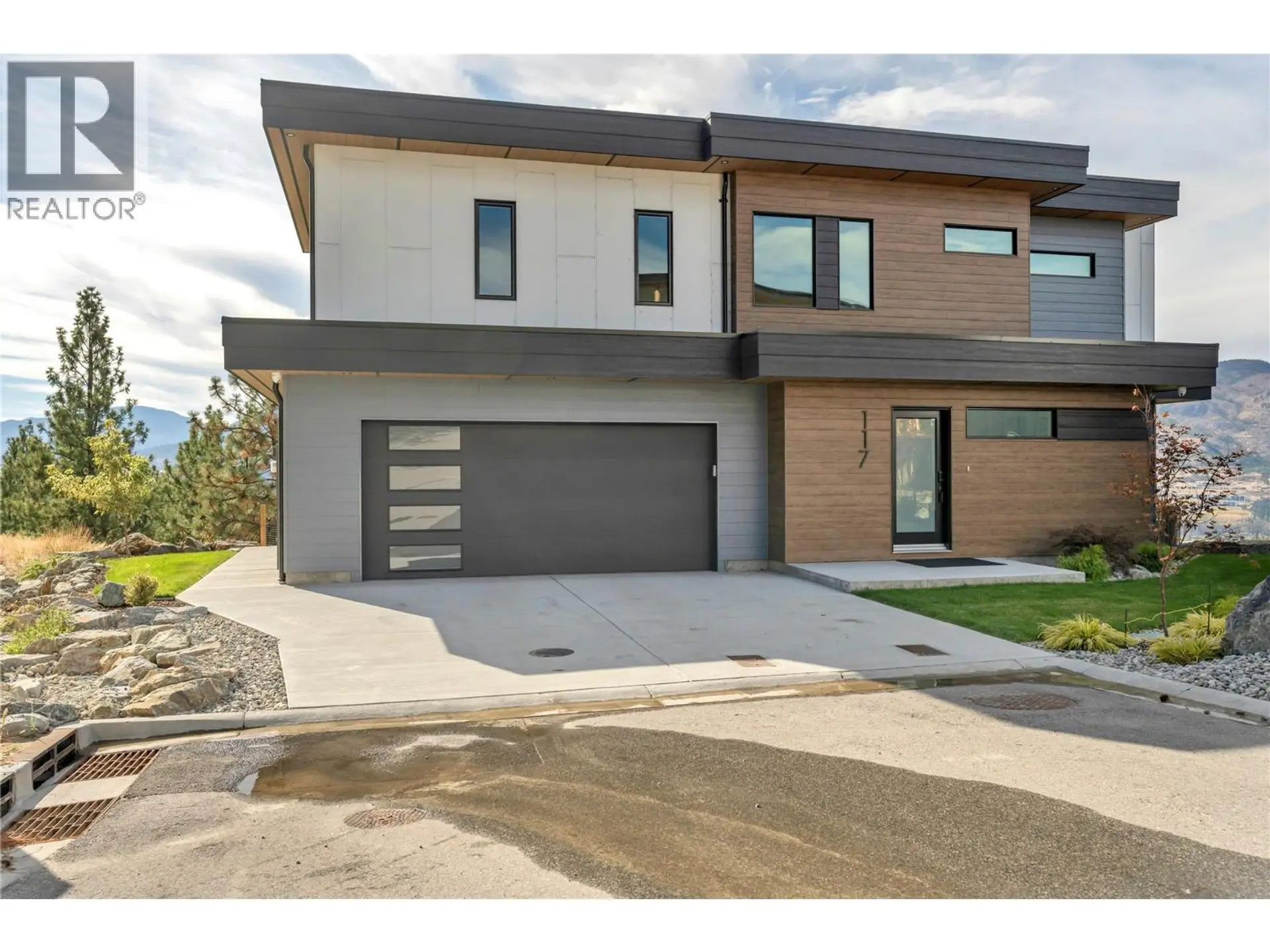 Property at #117 3331 Evergreen Drive, Penticton, BC