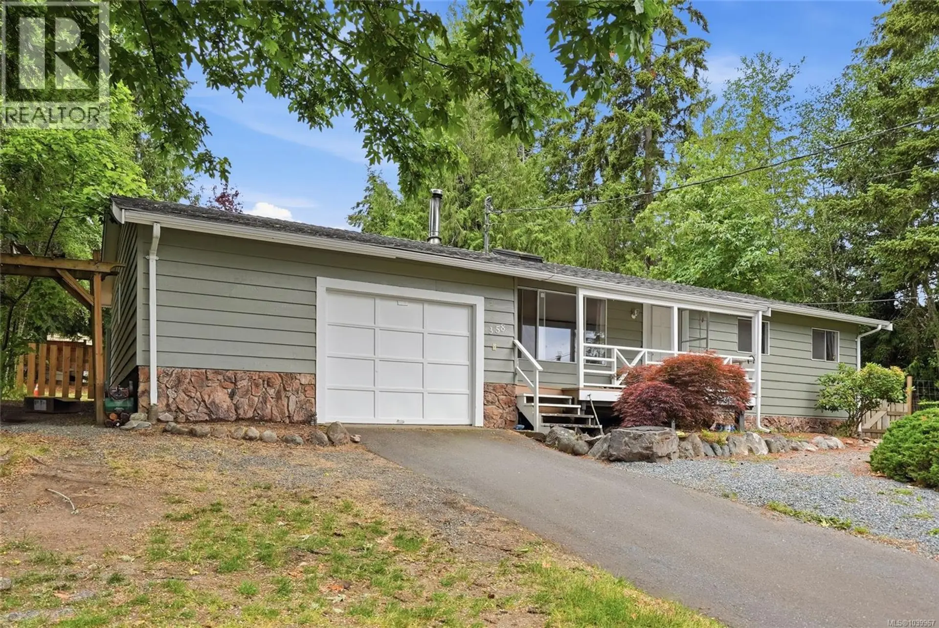 Property at 358 Aldous Rd, Qualicum Beach, BC