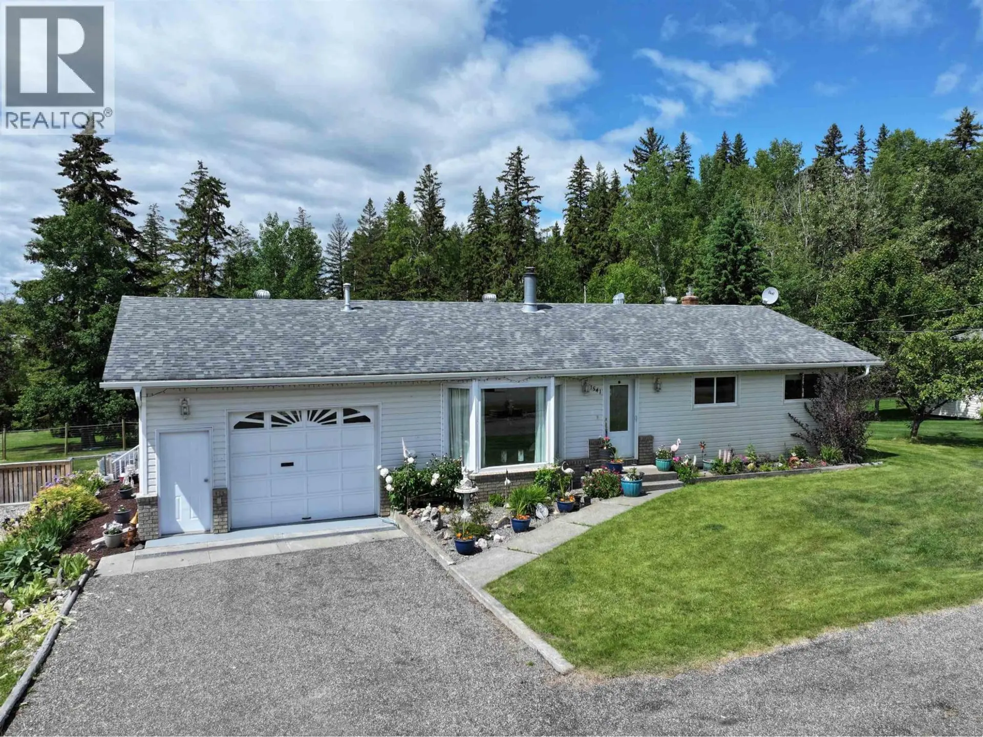 Property at 1541 BEACH CRESCENT, Quesnel, BC
