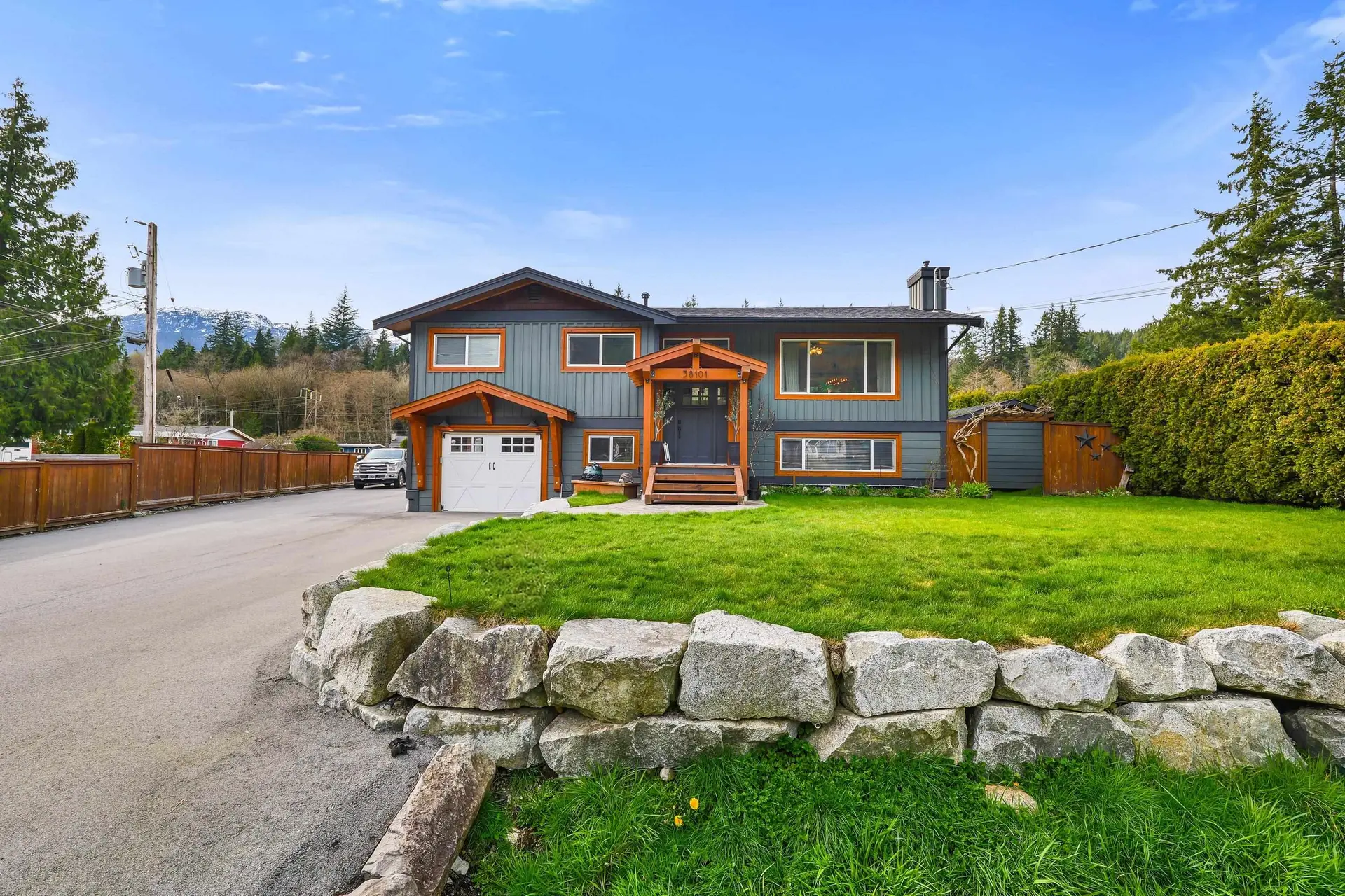 Property at 38101 Chestnut Avenue, Squamish, BC