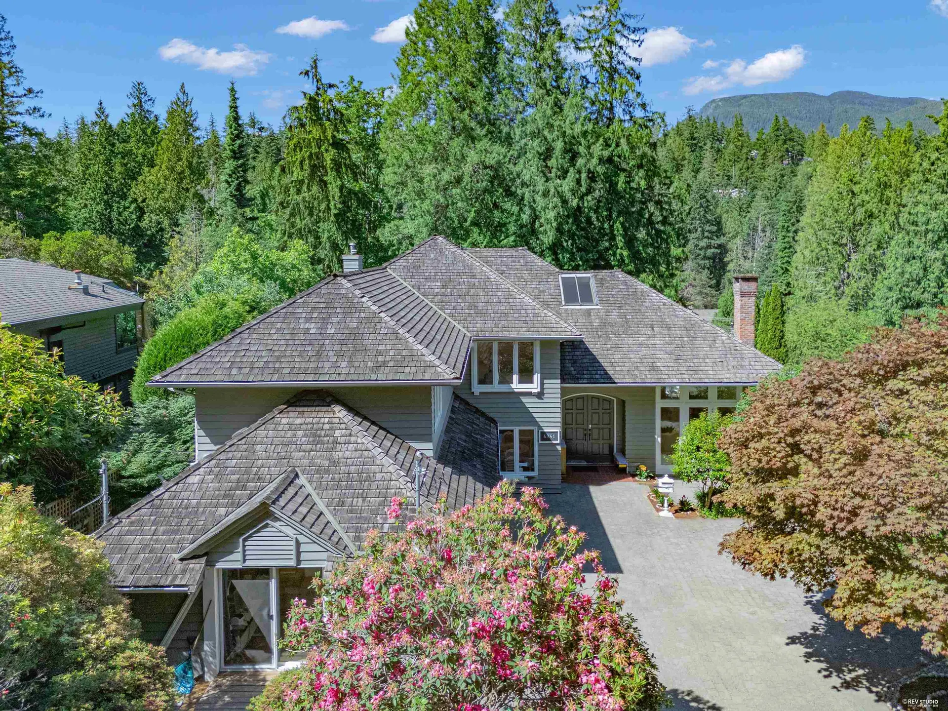 Property at 4941 Water Lane, West Vancouver, BC