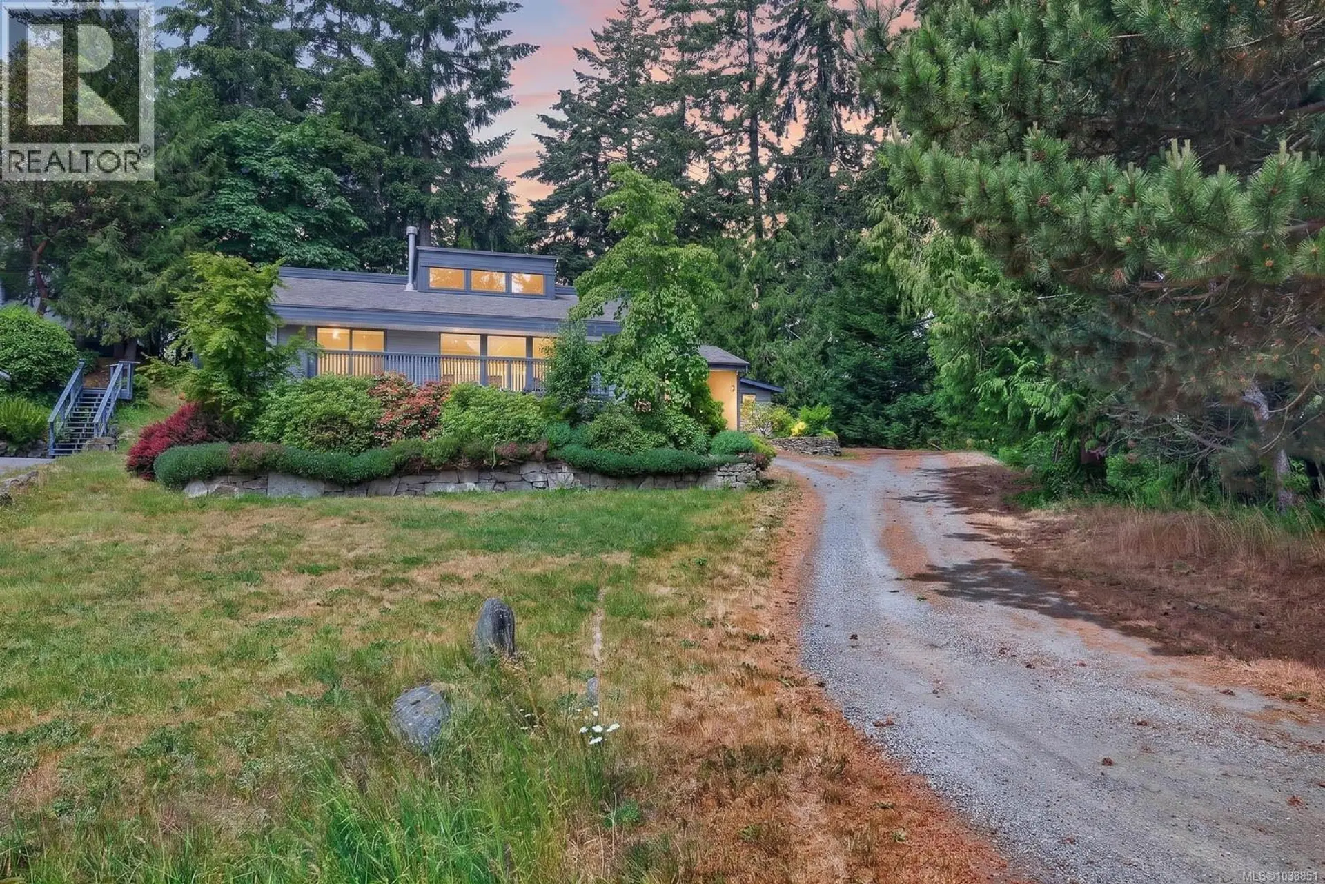 Property at 102 Village Terr, Salt Spring, BC