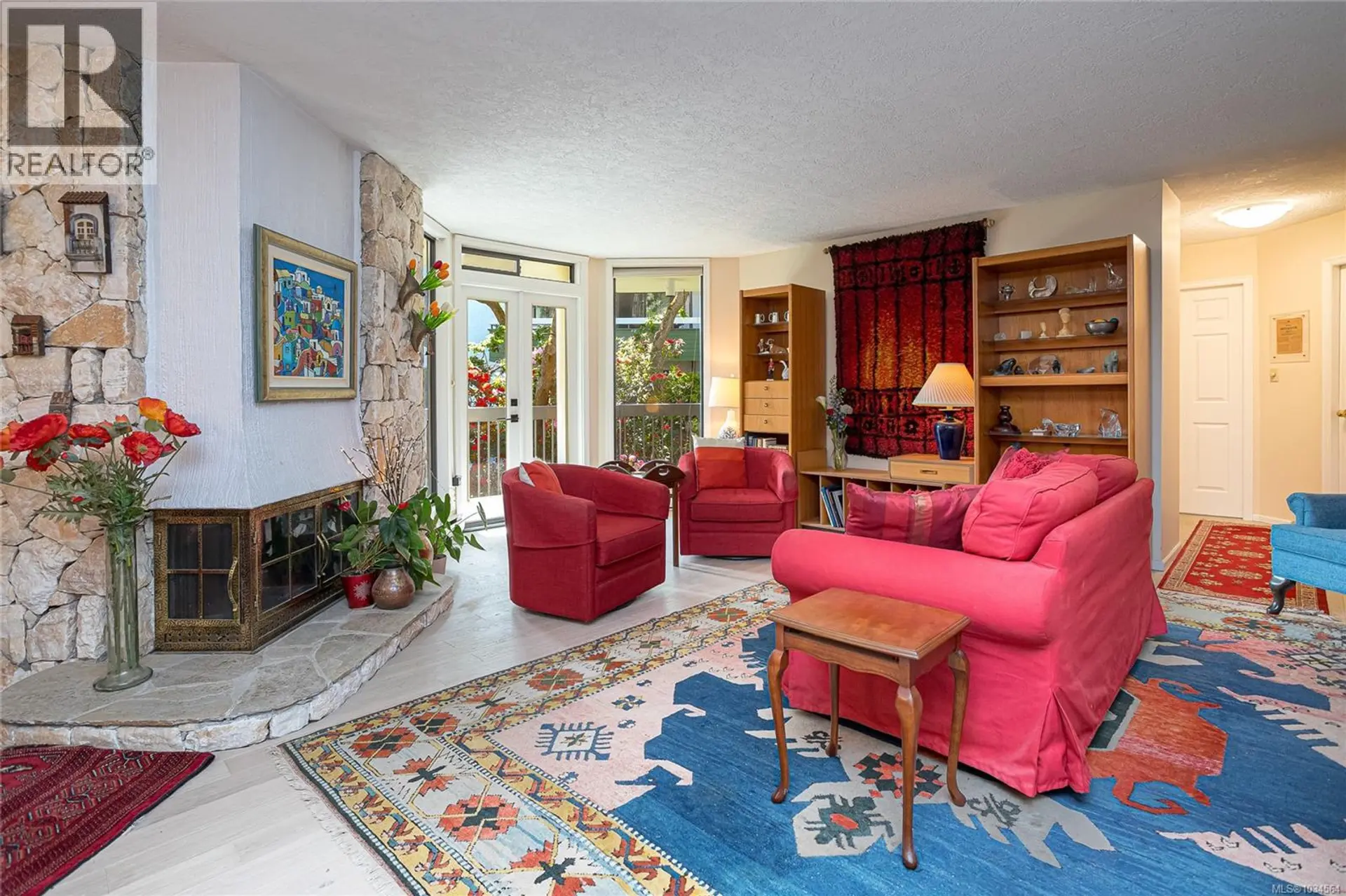 Property at #204 2119 Oak Bay Ave, Oak Bay, BC