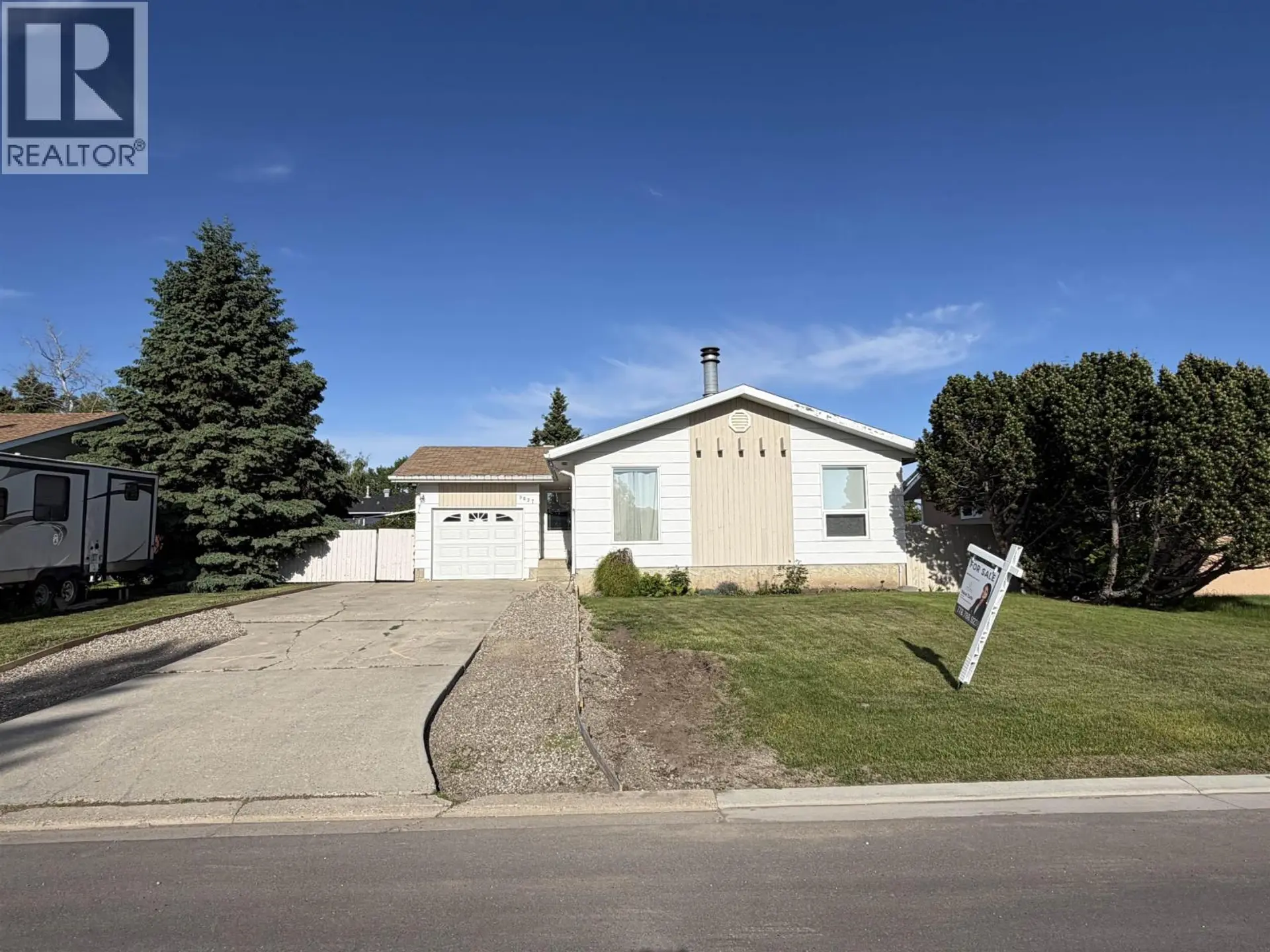 Property at 9627 87 STREET, Fort St. John, BC
