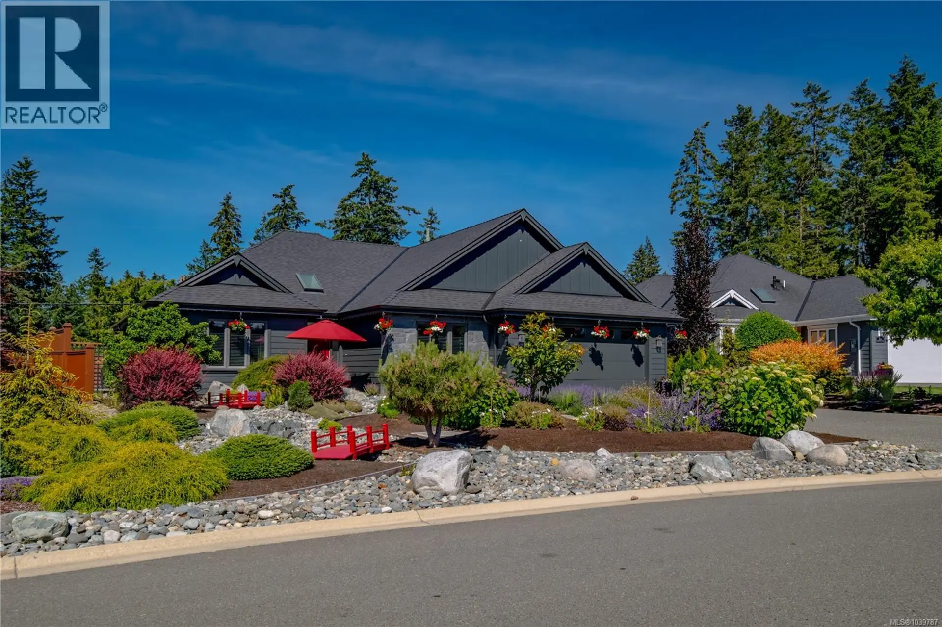 Property at 1008 Brookfield Cres, Parksville, BC