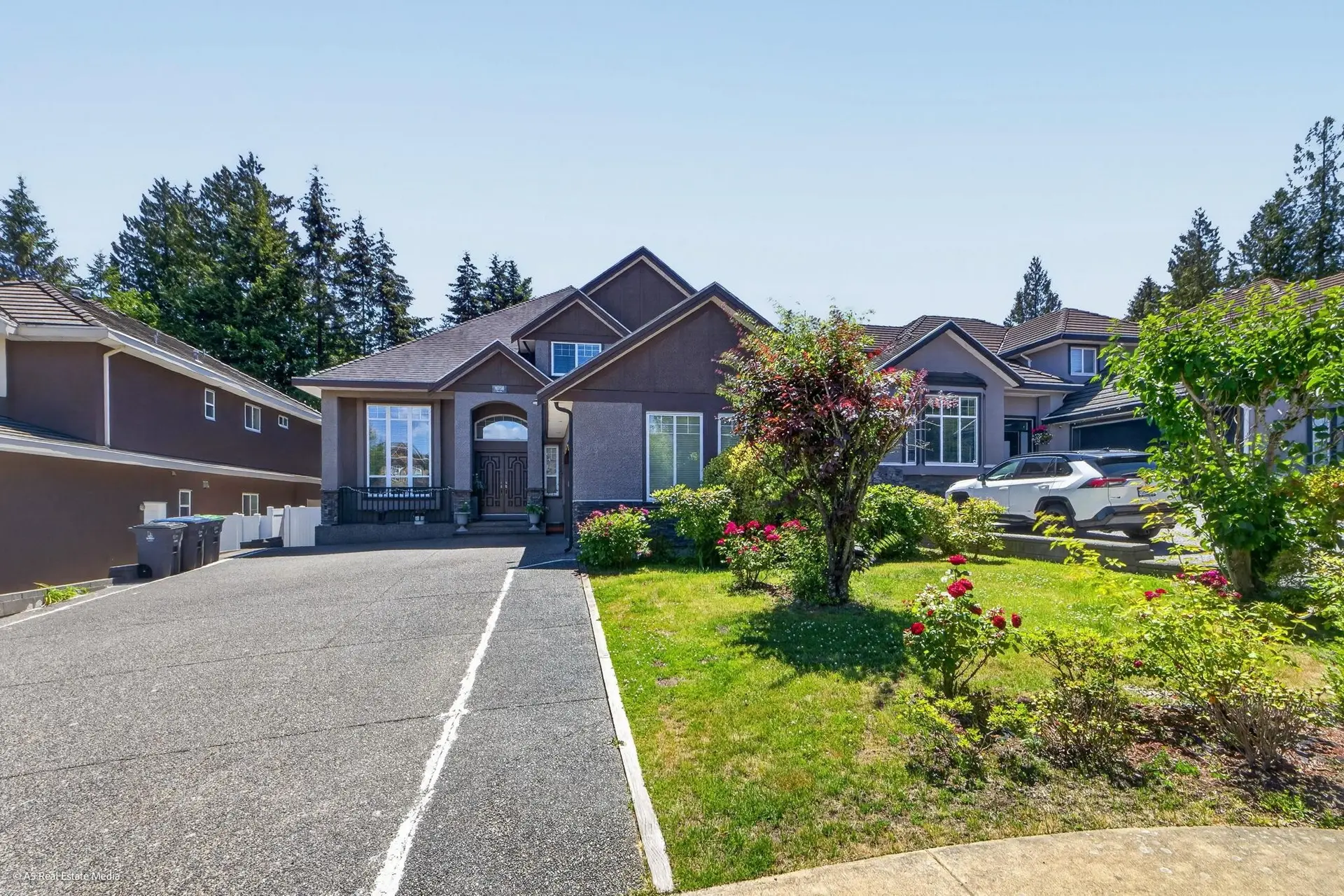 Property at 16758 86 Avenue, Surrey, BC