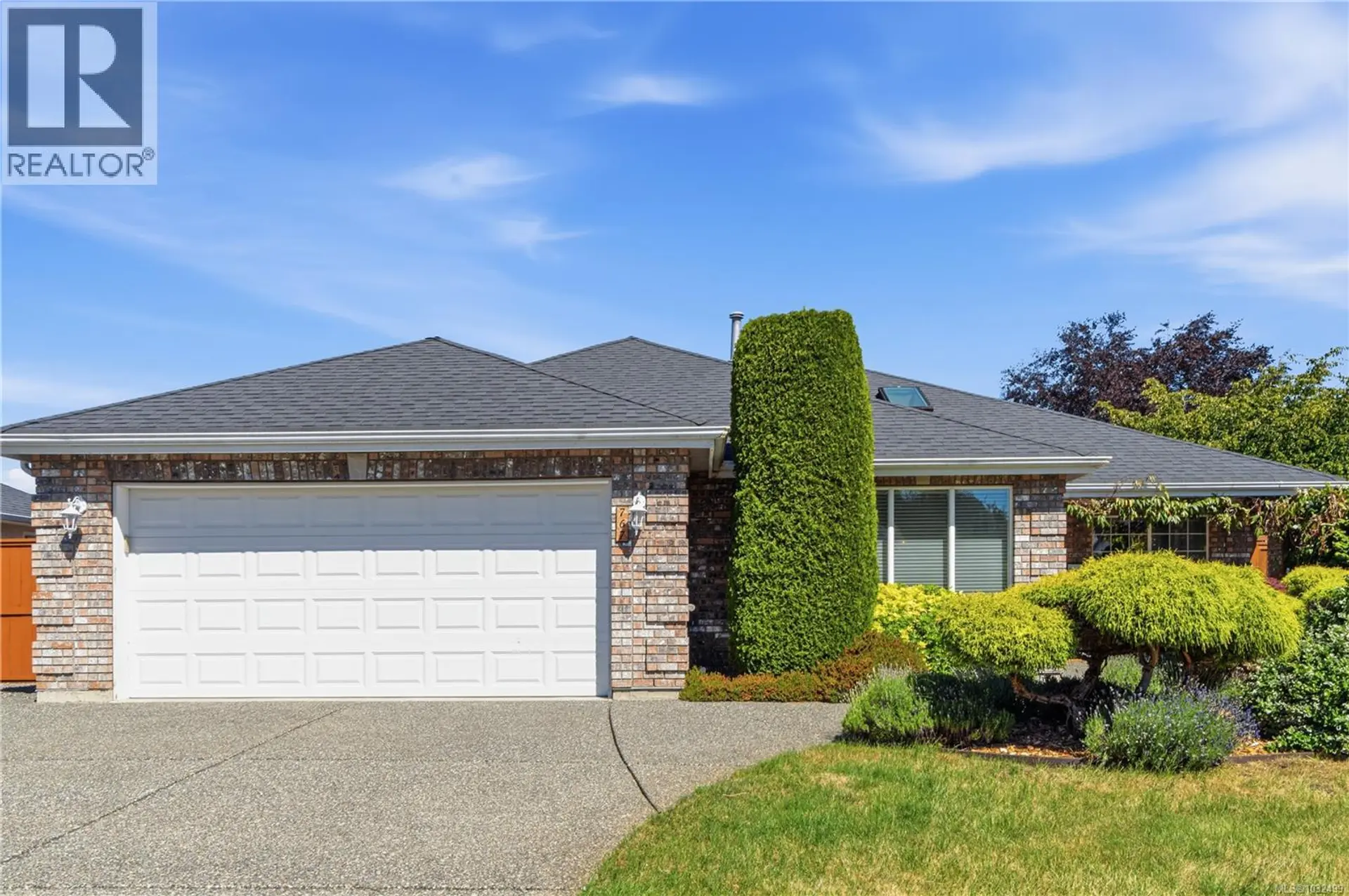 Property at 767 Kensington Pl, Qualicum Beach, BC