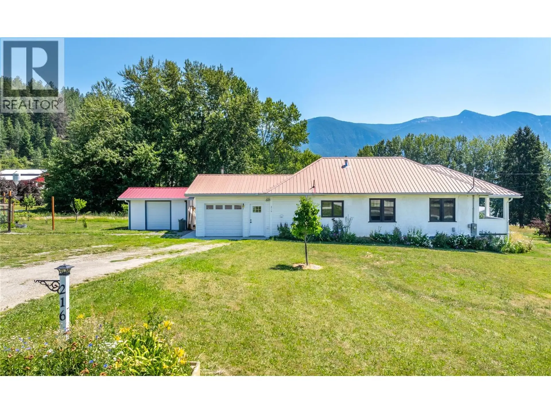 Property at 216 27TH Avenue, Creston, BC
