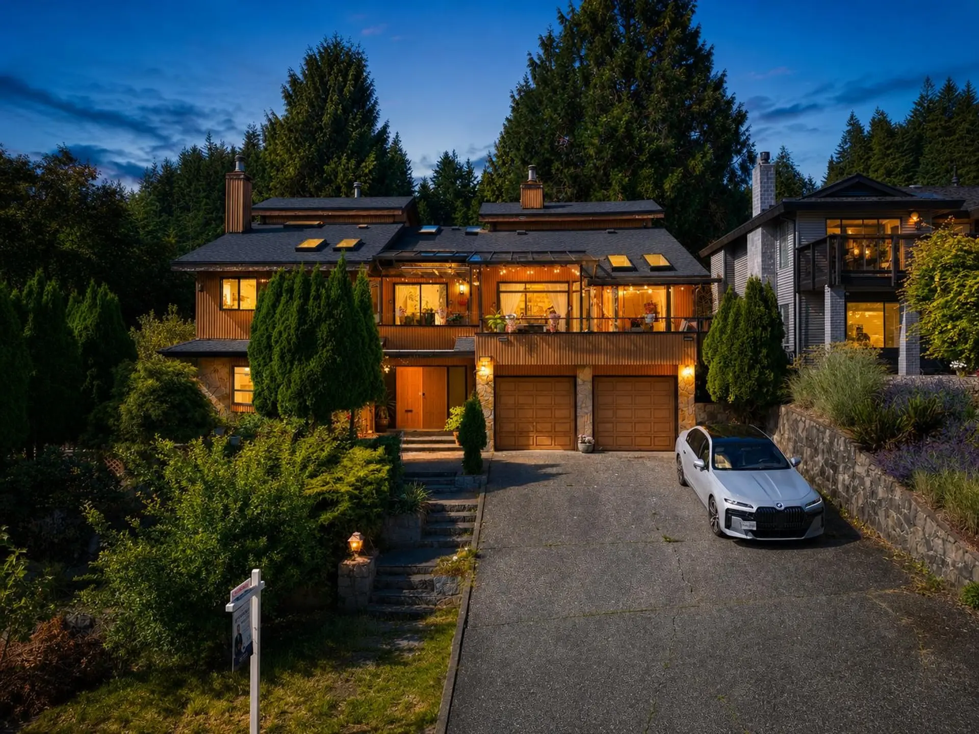 Property at 2940 Dresden Way, North Vancouver, BC