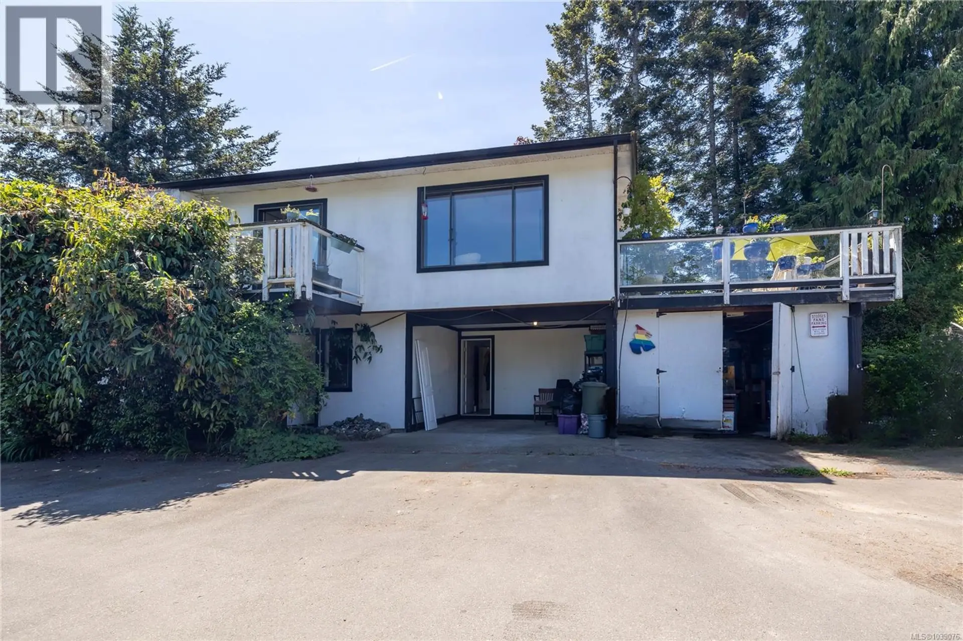 Property at 307 Maliview Dr, Salt Spring, BC