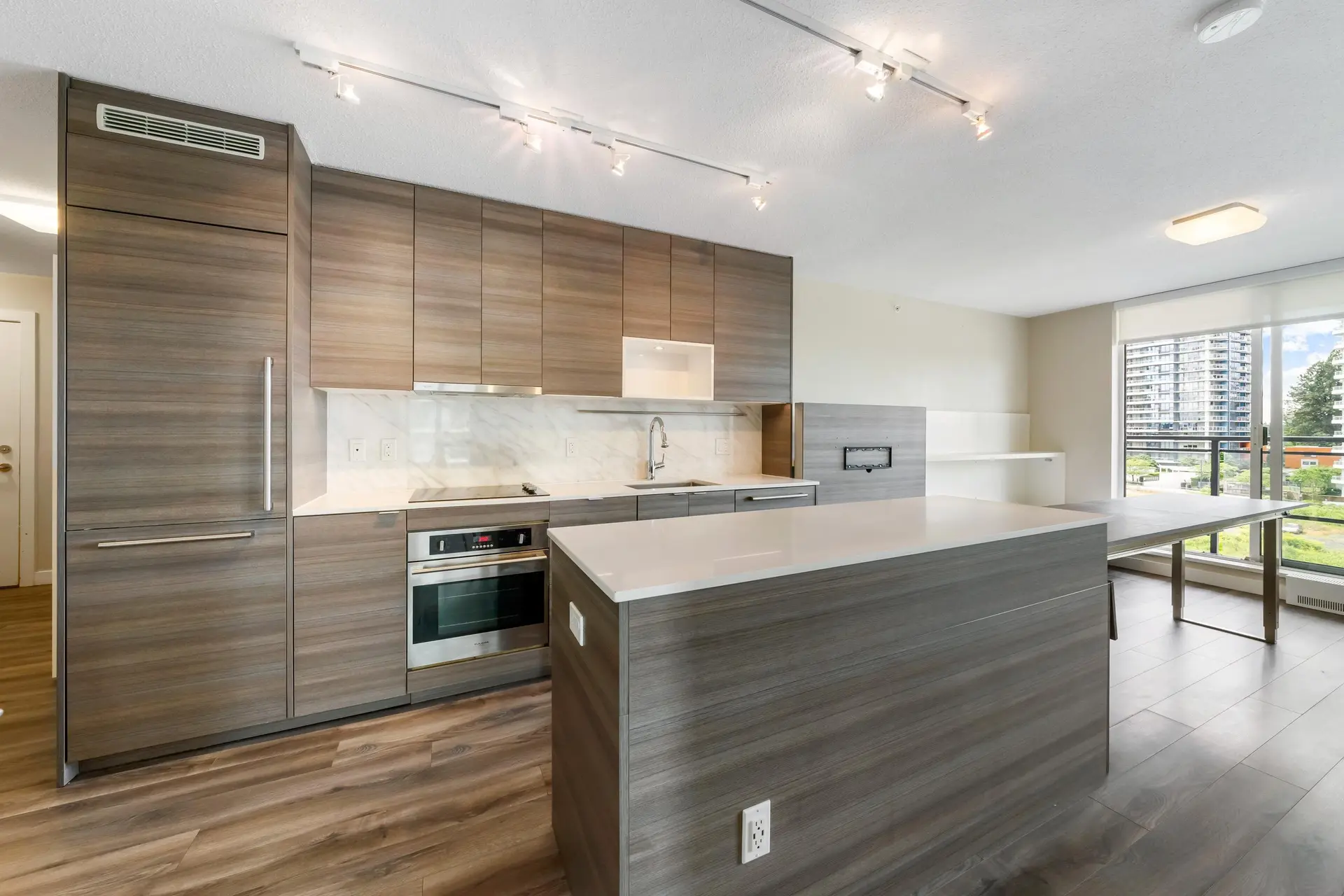 Property at #805 13398 104 Avenue, Surrey, BC