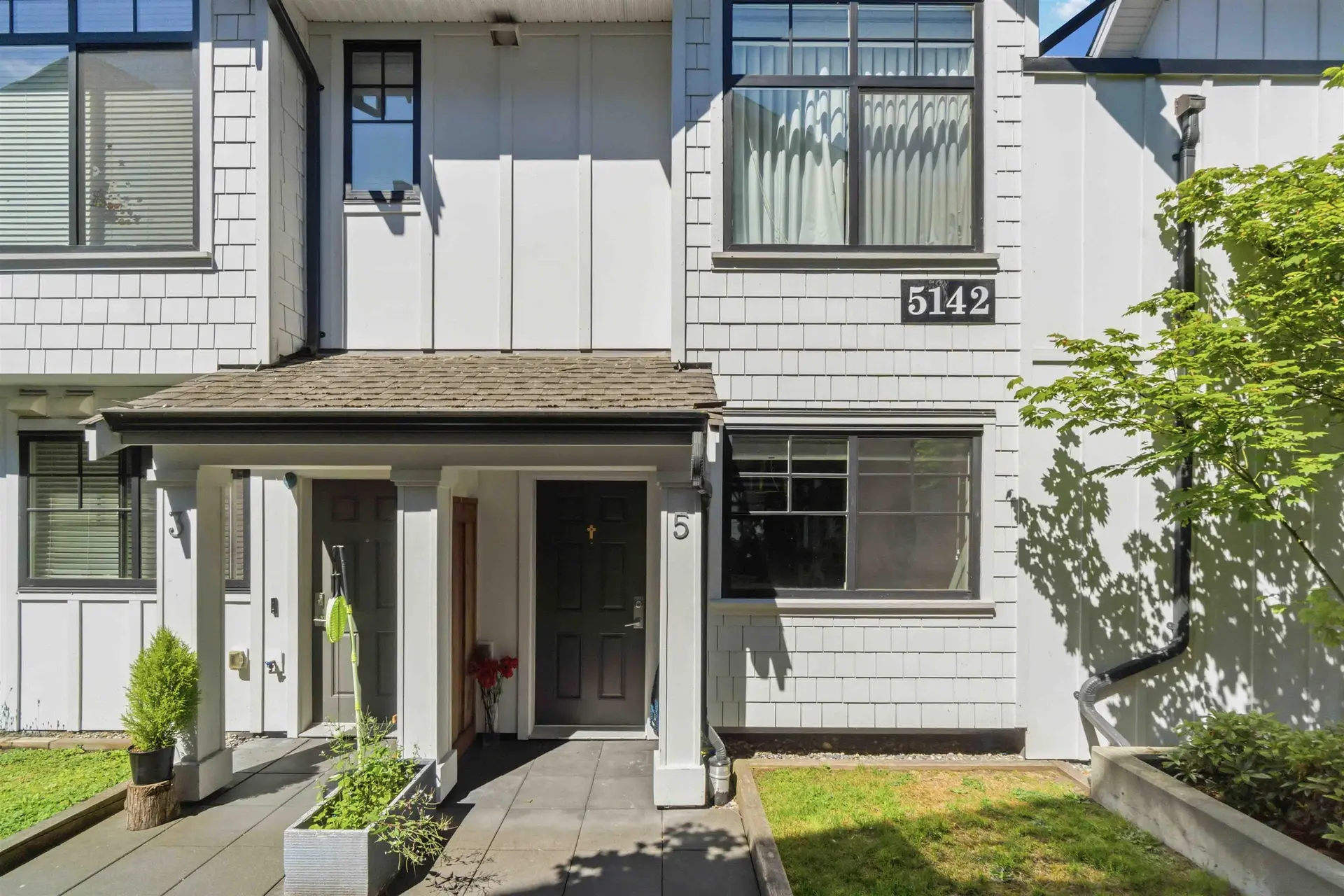 Property at #5 5142 Canada Way, Burnaby, BC