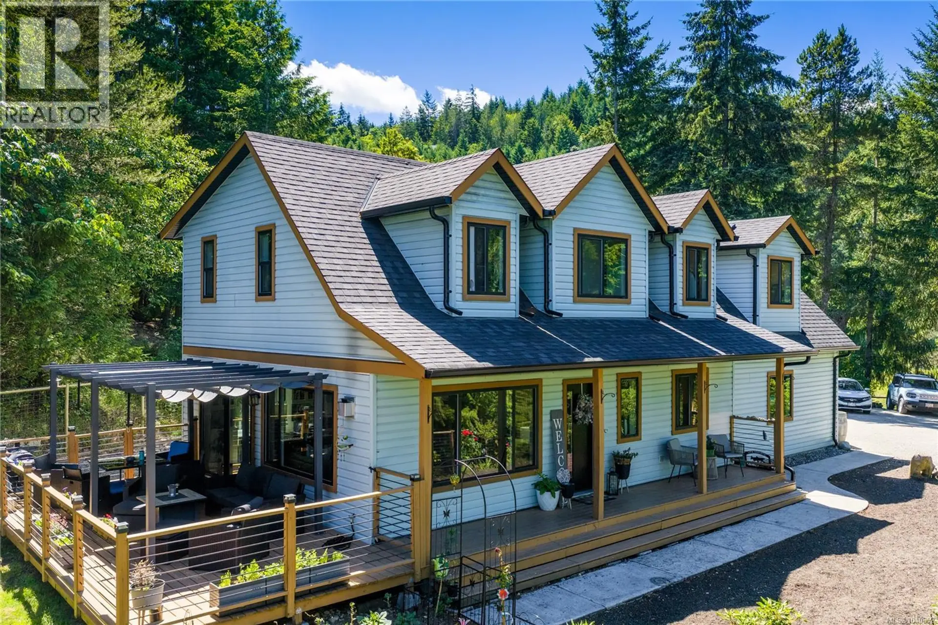 Property at 1691 Meadowood Way, Qualicum Beach, BC