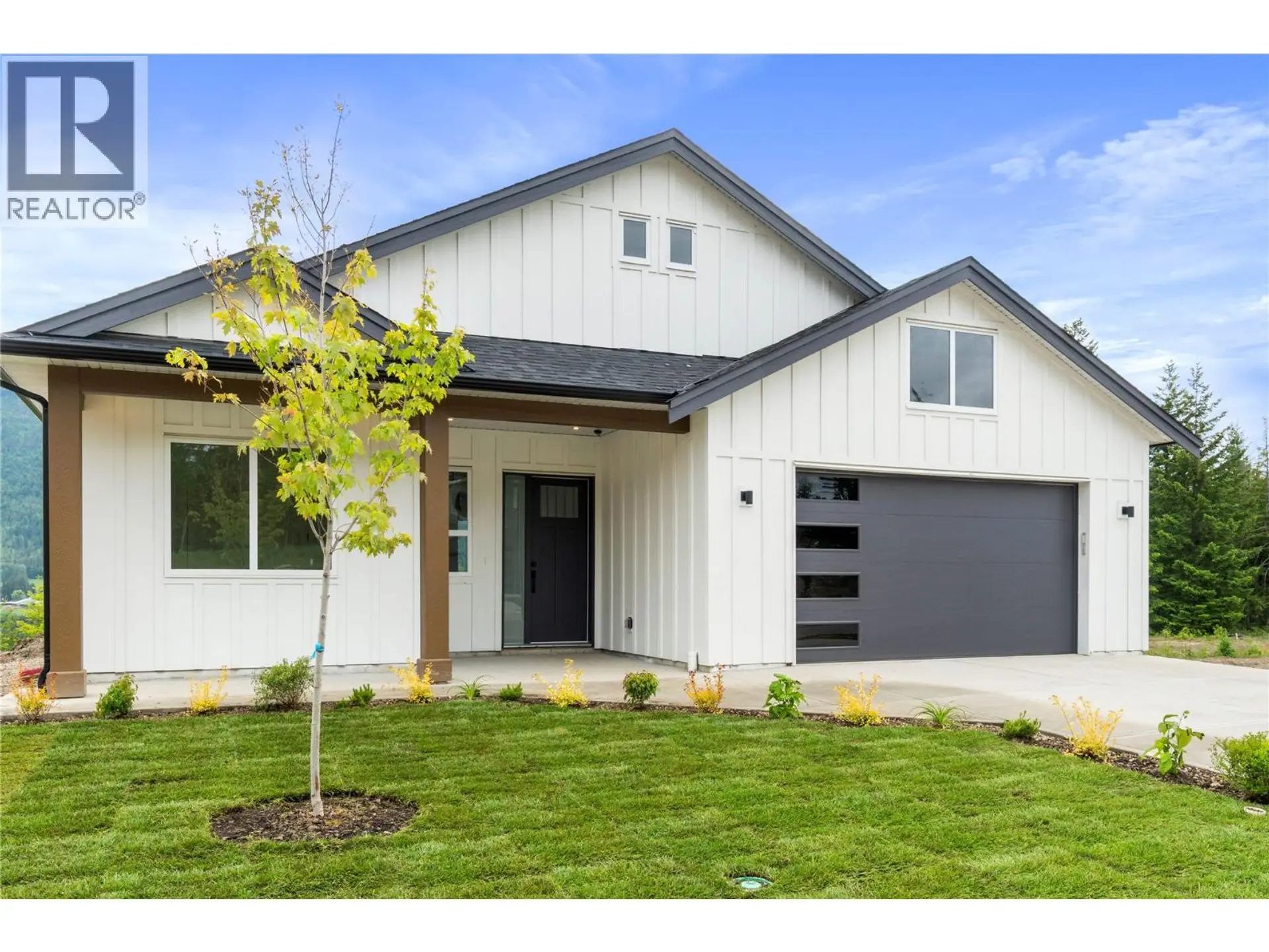 Property at 6840 42 Street NE, Salmon Arm, BC
