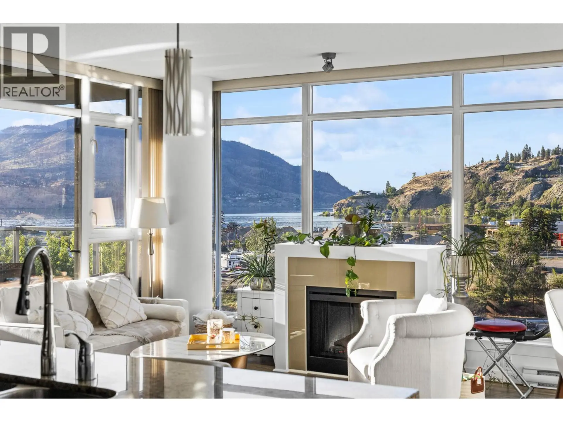 Property at #702 1075 Sunset Drive, Kelowna, BC
