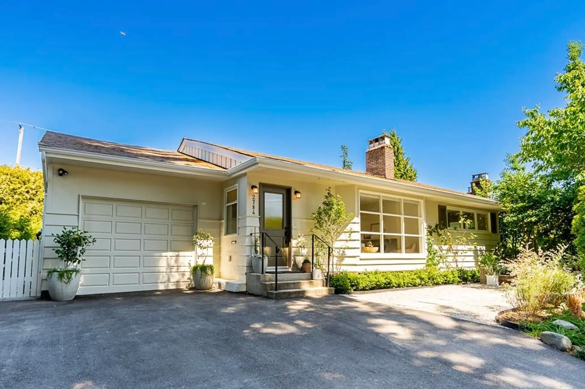 Property at 2784 Crescentview Drive, North Vancouver, BC