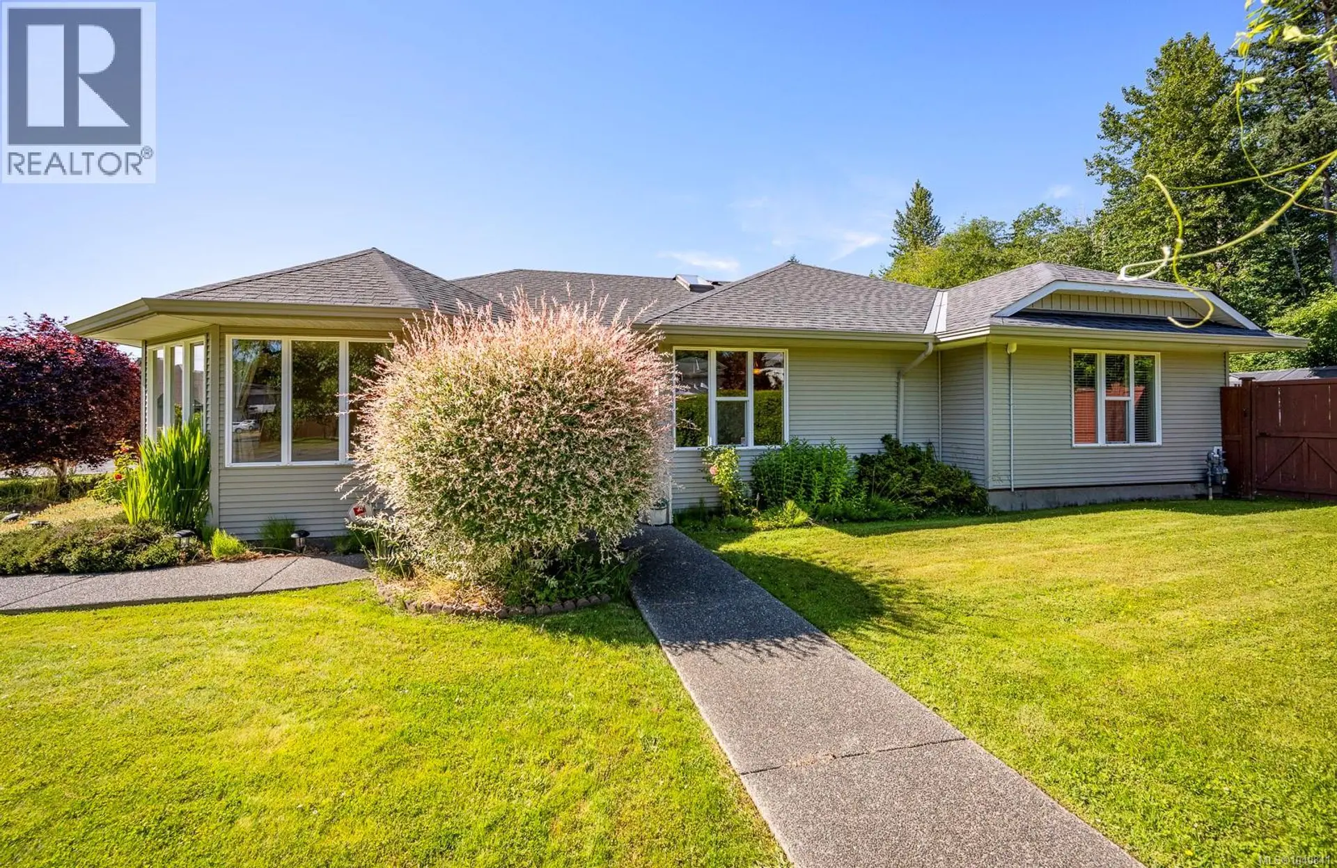 Property at 4722 Cruickshank Pl, Courtenay, BC