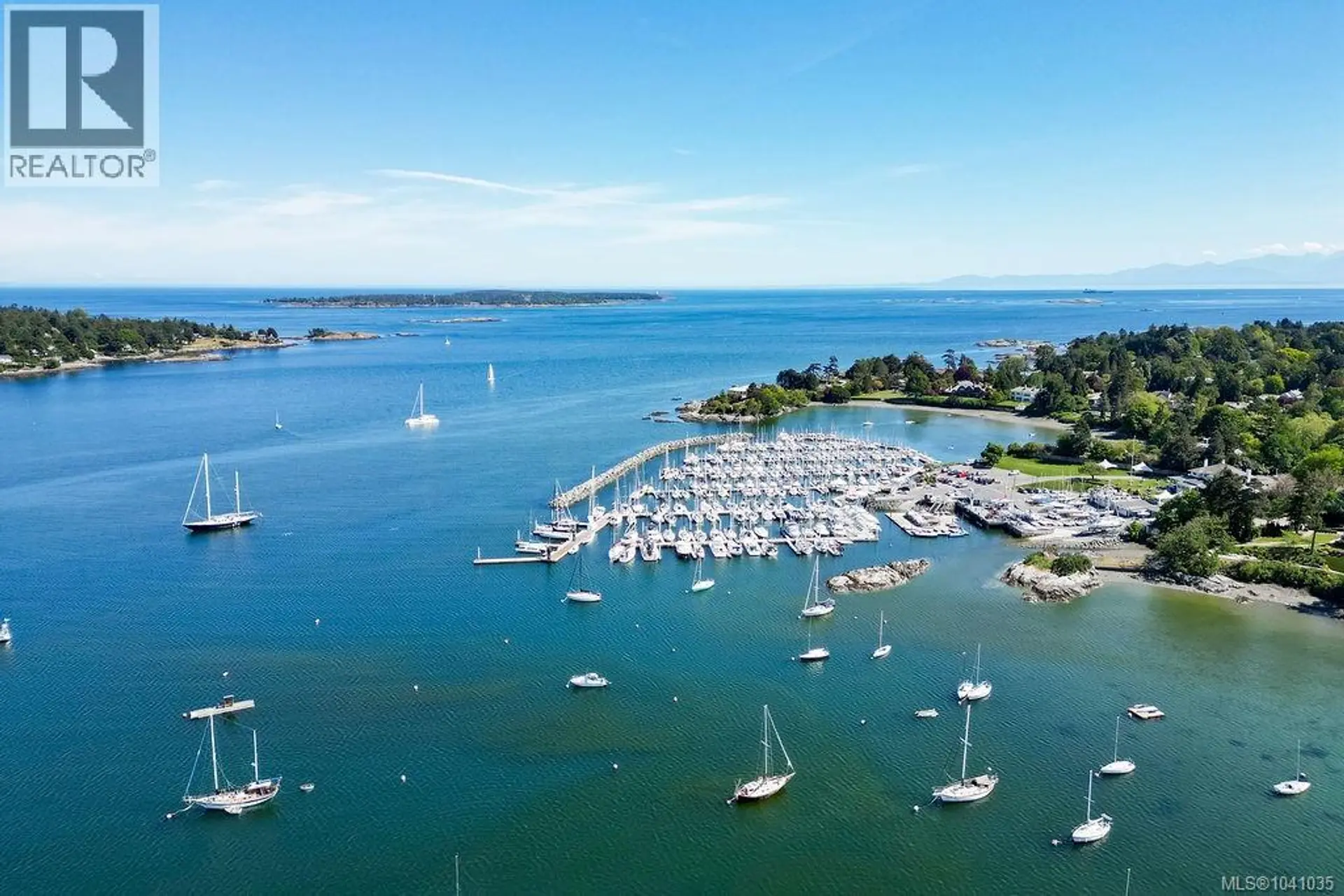 Property at 3565 Beach Dr, Oak Bay, BC