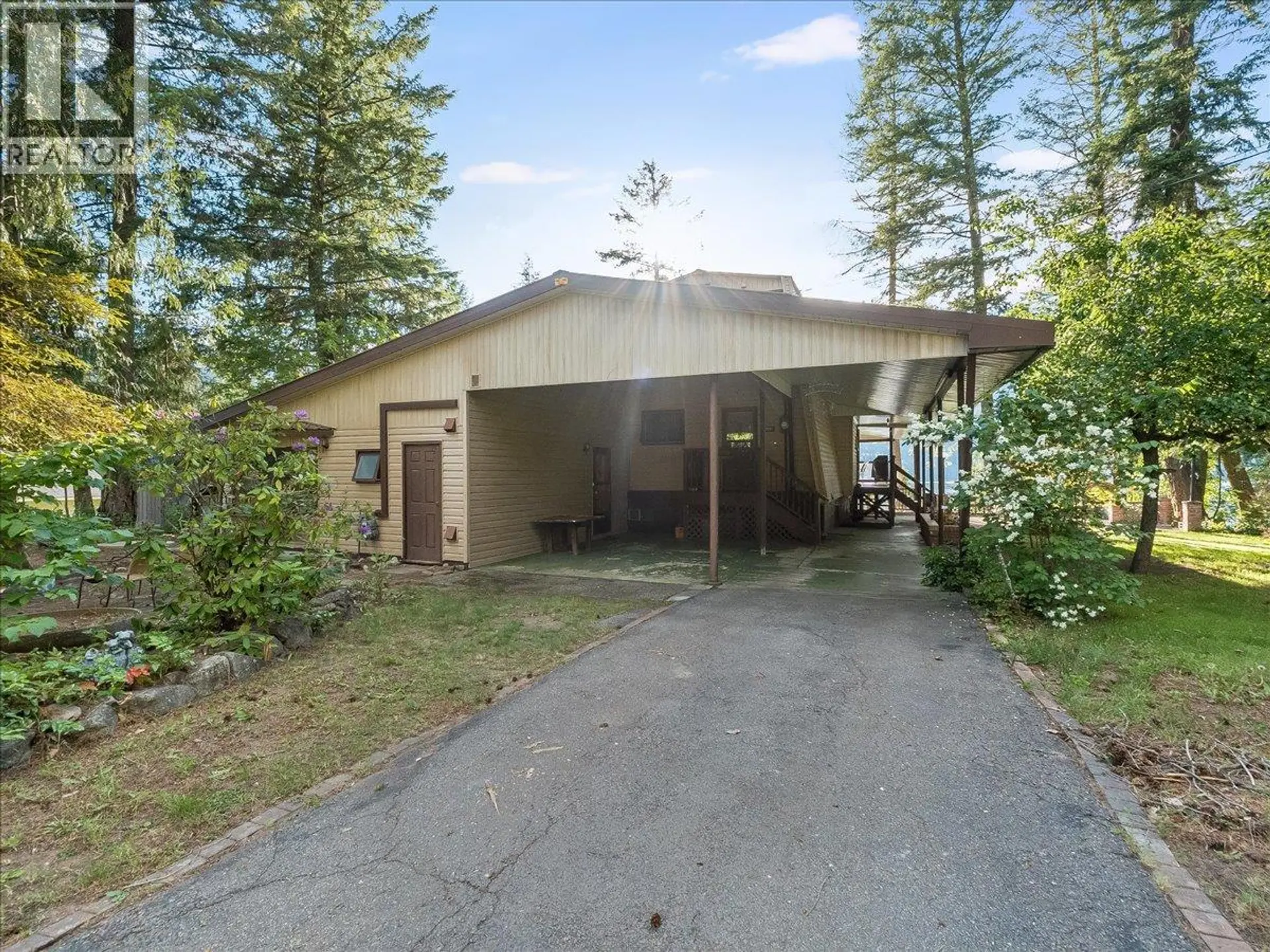 Property at 2071 Massie Road, Christina Lake, BC