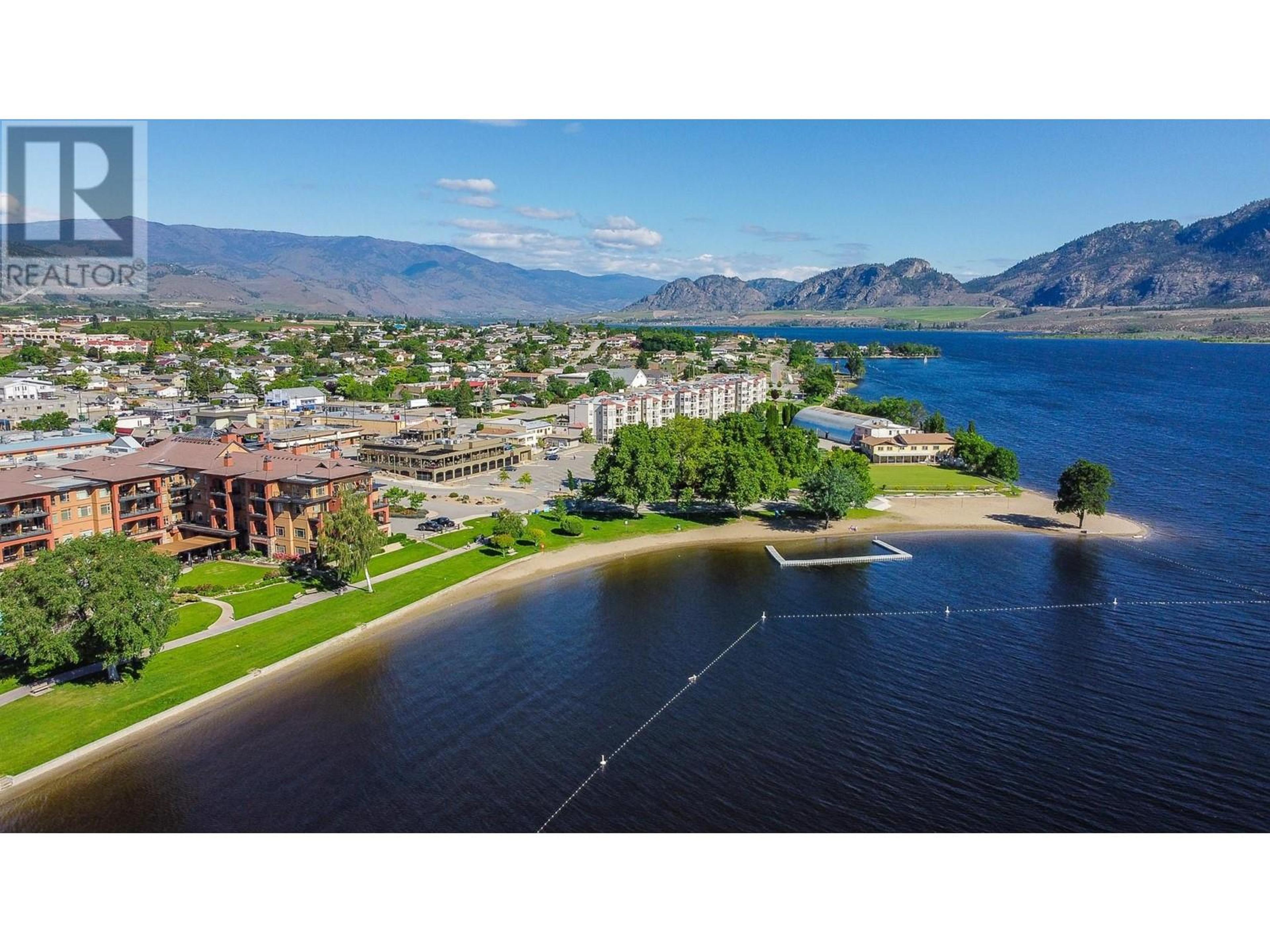 15 PARK Place, Osoyoos - Exteriors - Full Complex View, Drone/Aerial View - Photo 6