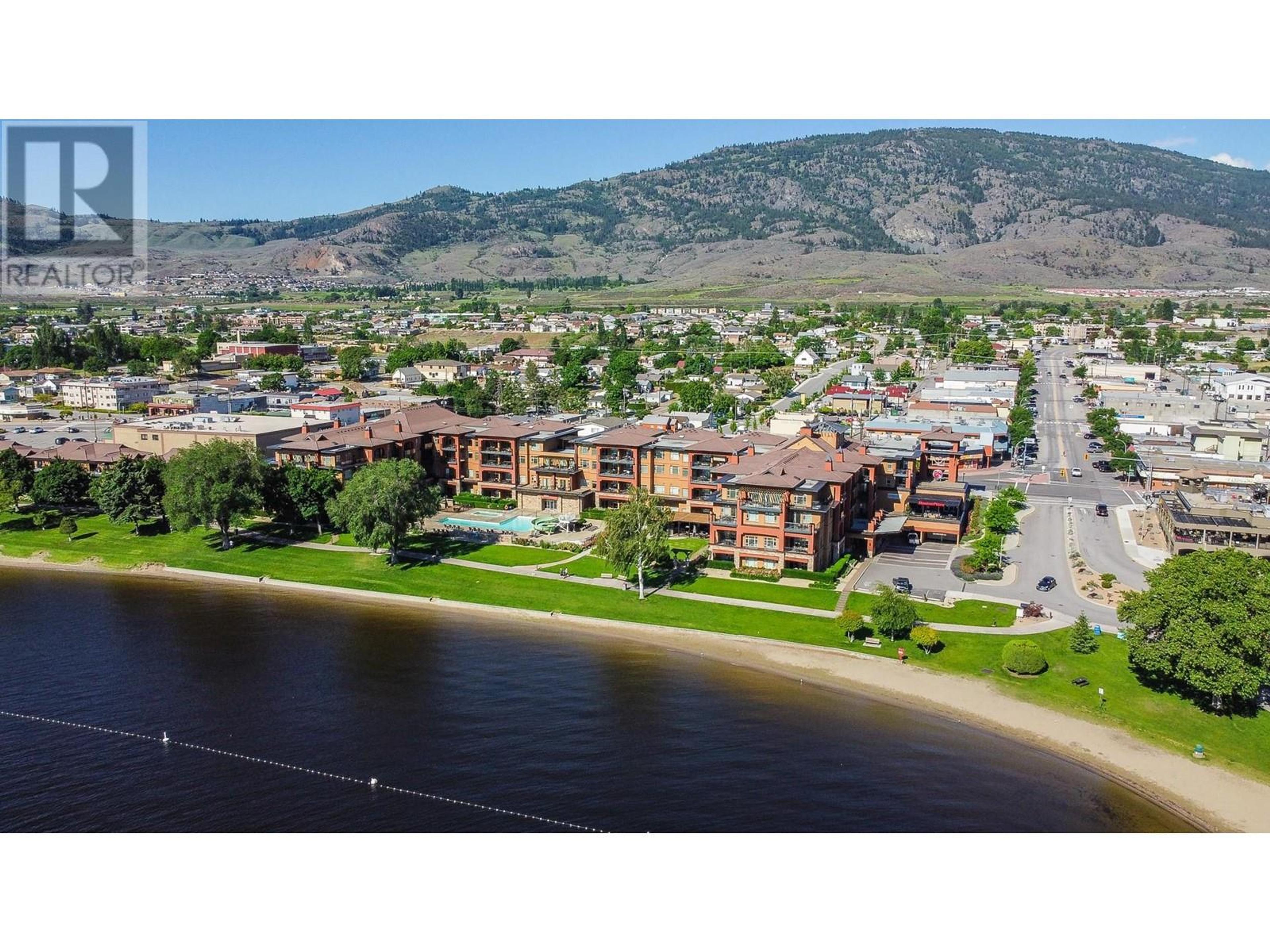15 PARK Place, Osoyoos - Exteriors - Full Complex View, Drone/Aerial View - Photo 10
