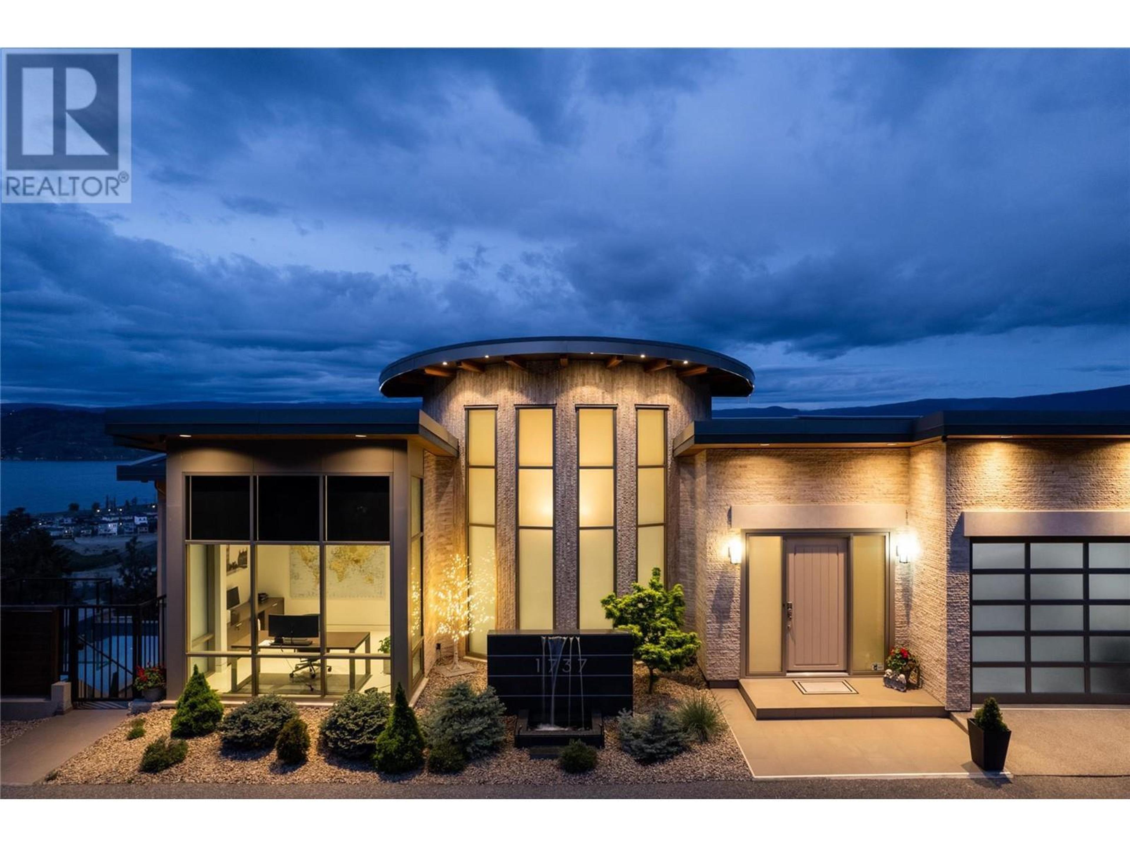 1844 Diamond View Drive, West Kelowna - Exteriors - Photo 12