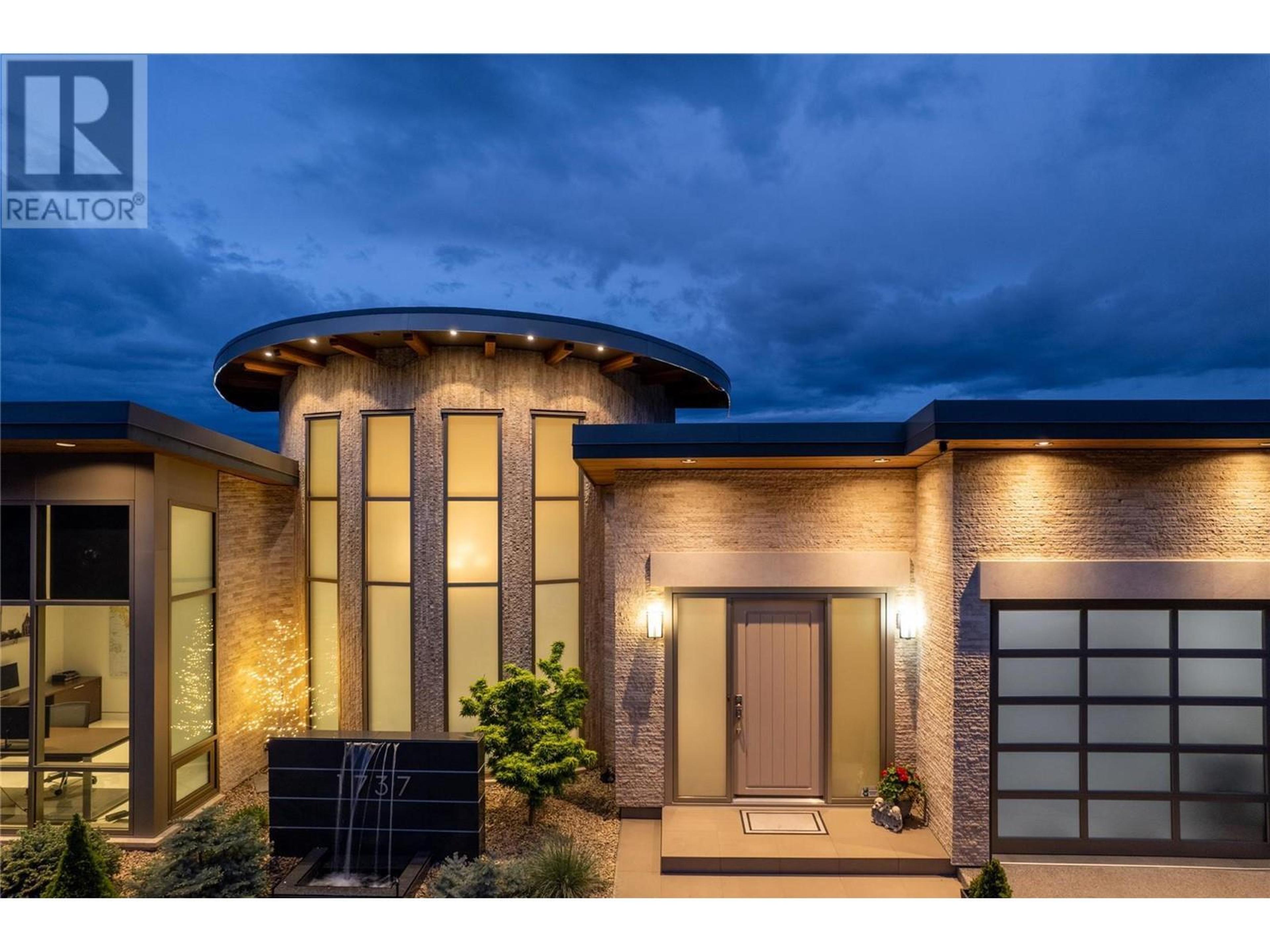 1844 Diamond View Drive, West Kelowna - Exteriors - Photo 14