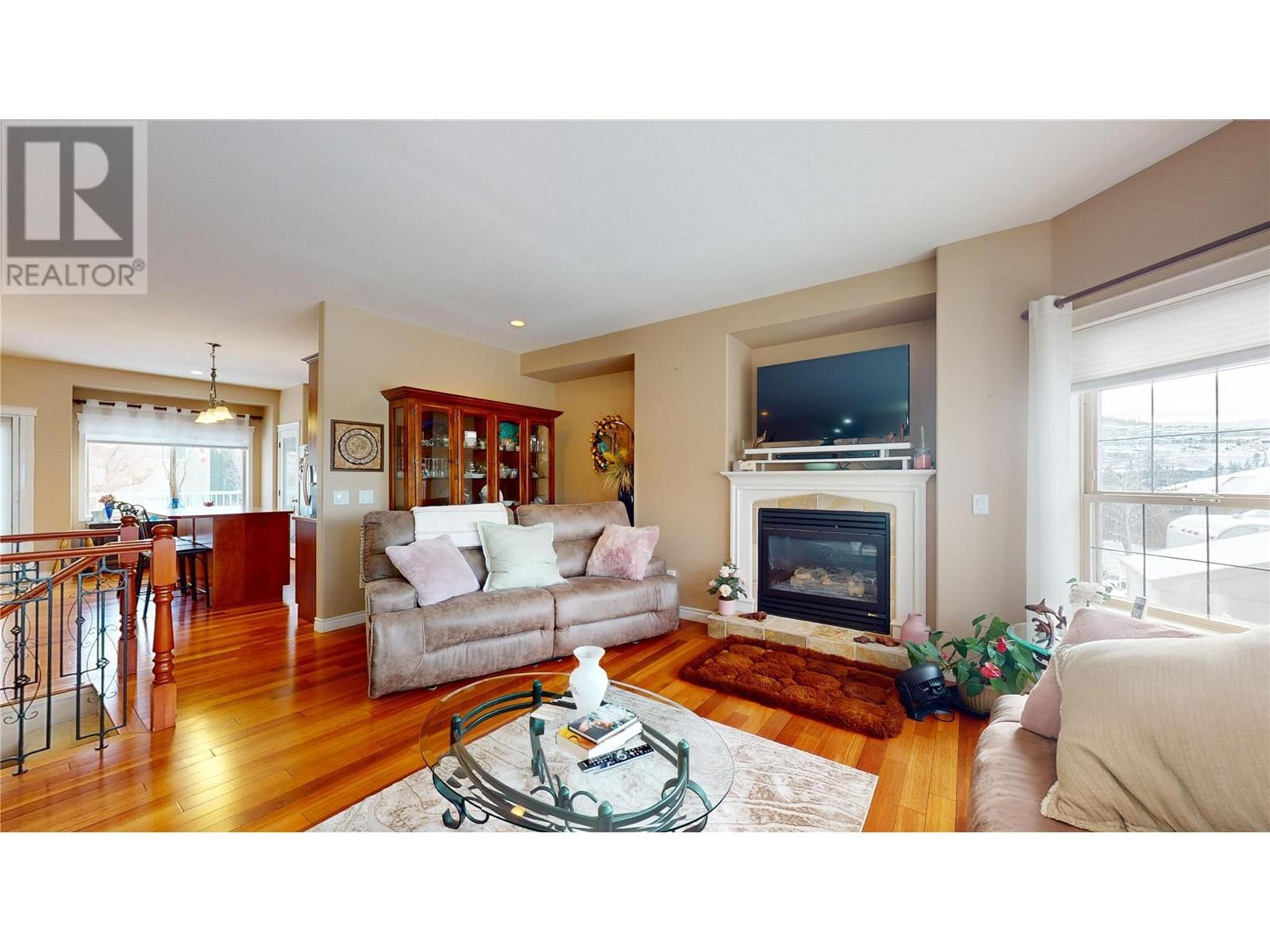 1505 TANEMURA CRESCENT - Image 3