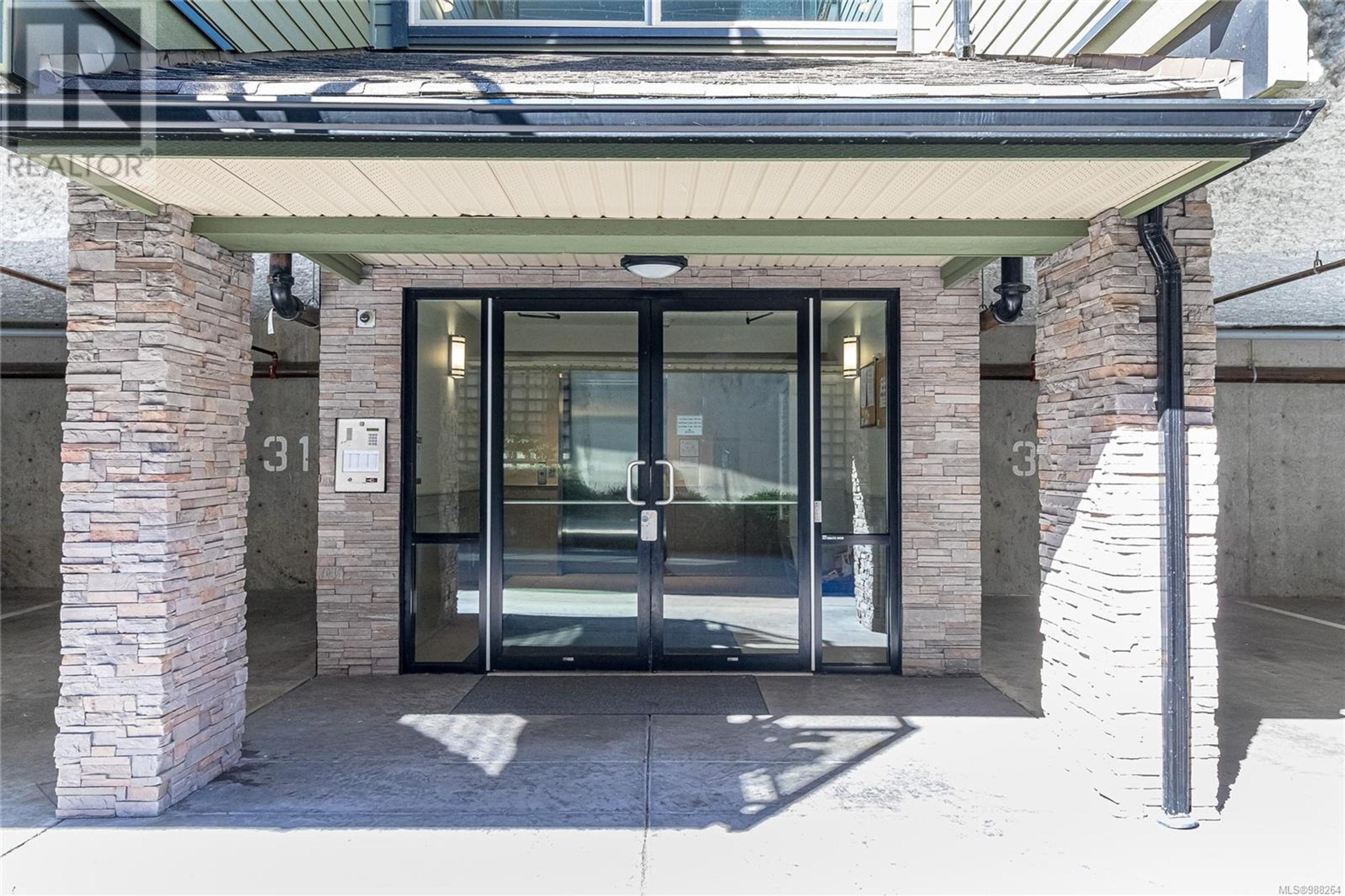 257 Moilliet St S, Parksville - Exteriors - Photo 7