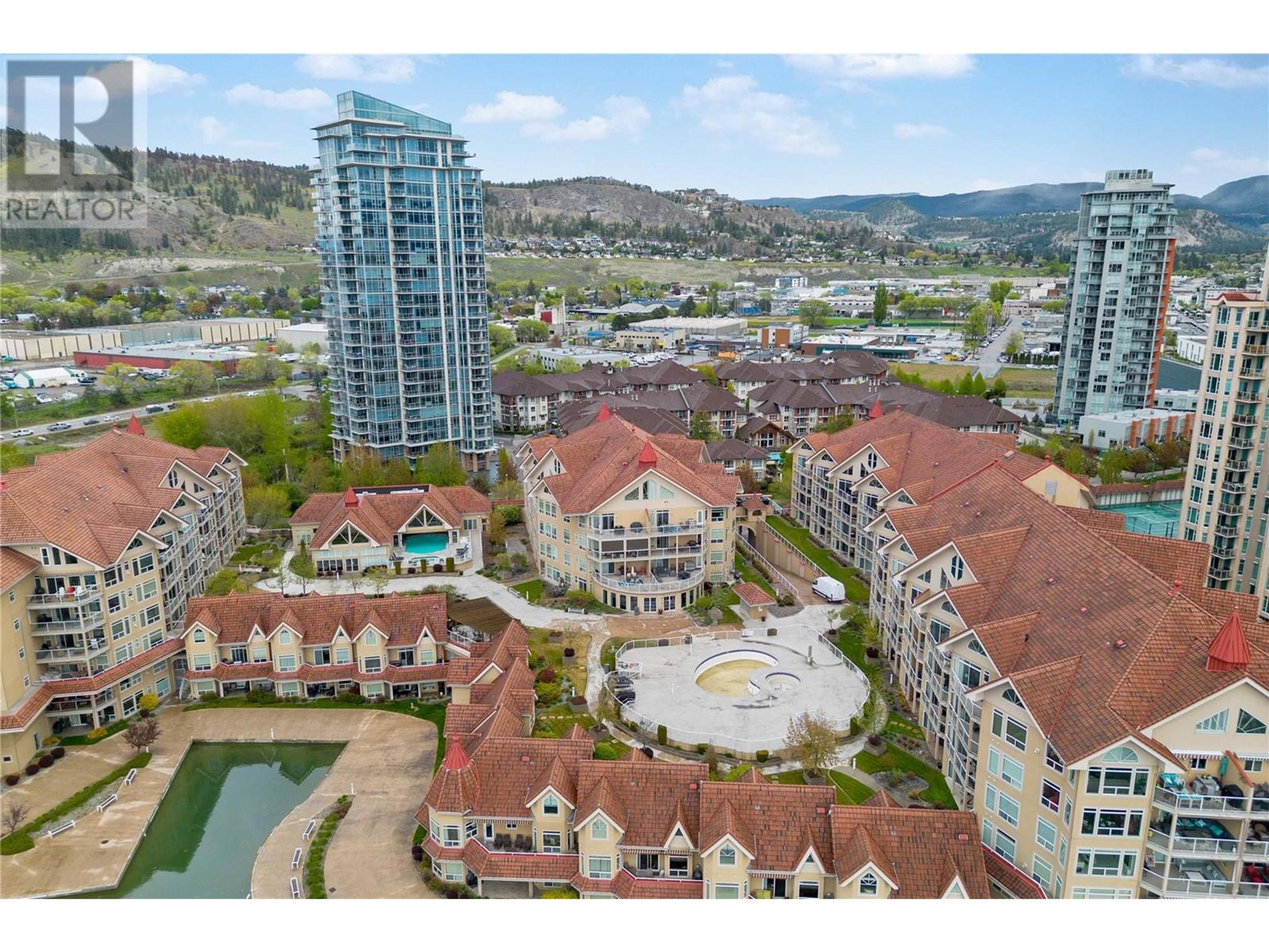 1088 Sunset Drive, Kelowna - Exteriors - Full Complex View, Drone/Aerial View - Photo 7
