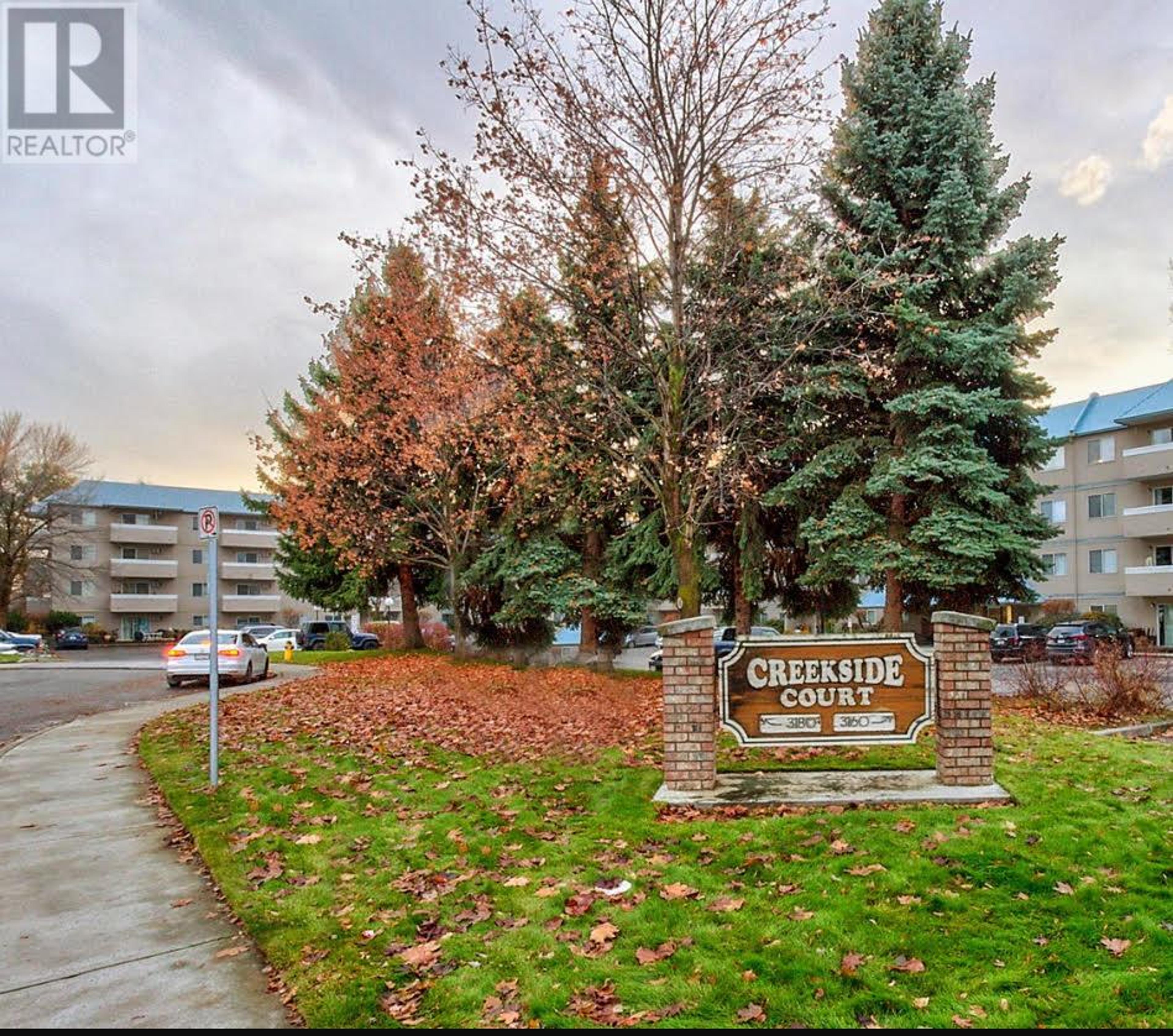 3180 De Montreuil Court, Kelowna - Exteriors - Full Complex View - Photo 4