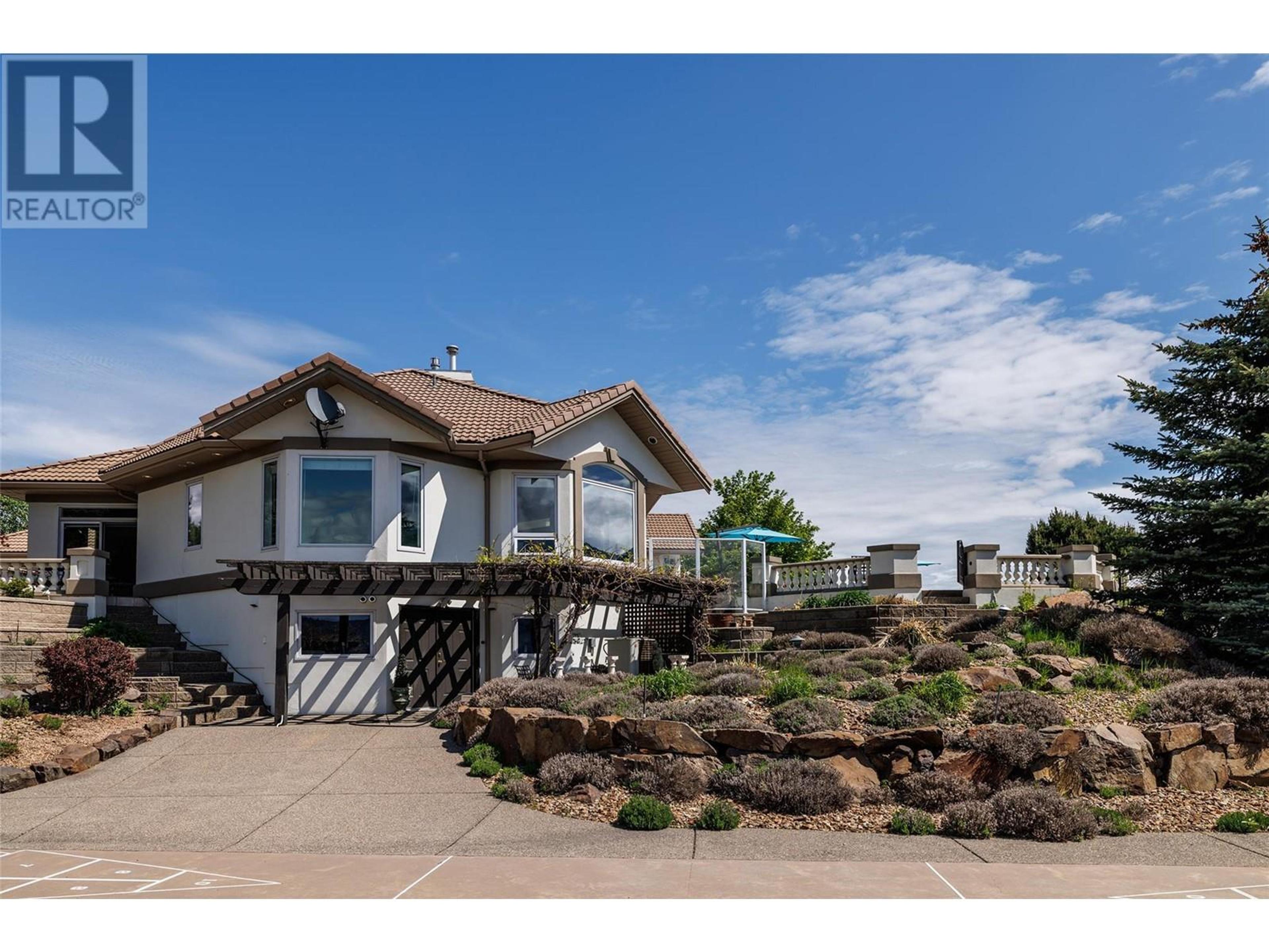 245 Kalamalka Lakeview Drive, Vernon - Exteriors - Photo 2