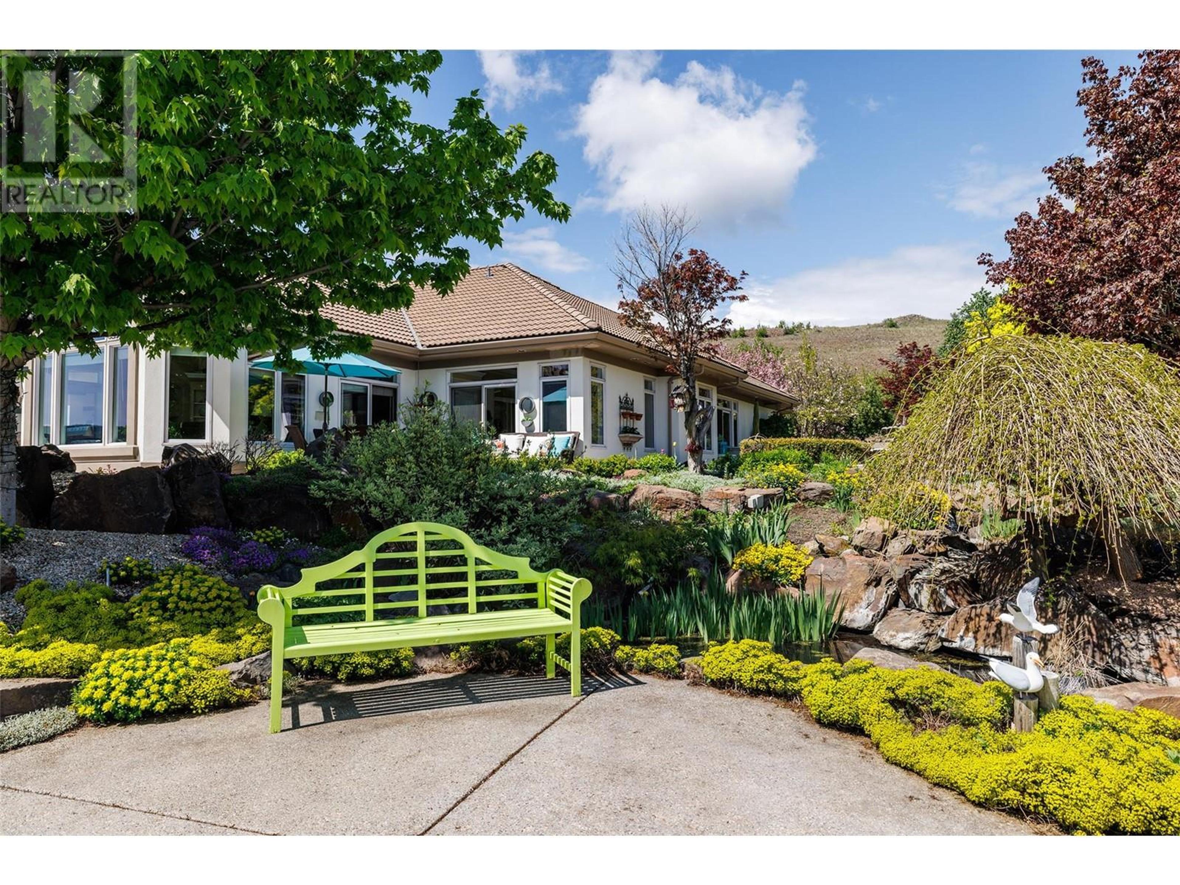 245 Kalamalka Lakeview Drive, Vernon - Exteriors - Photo 3