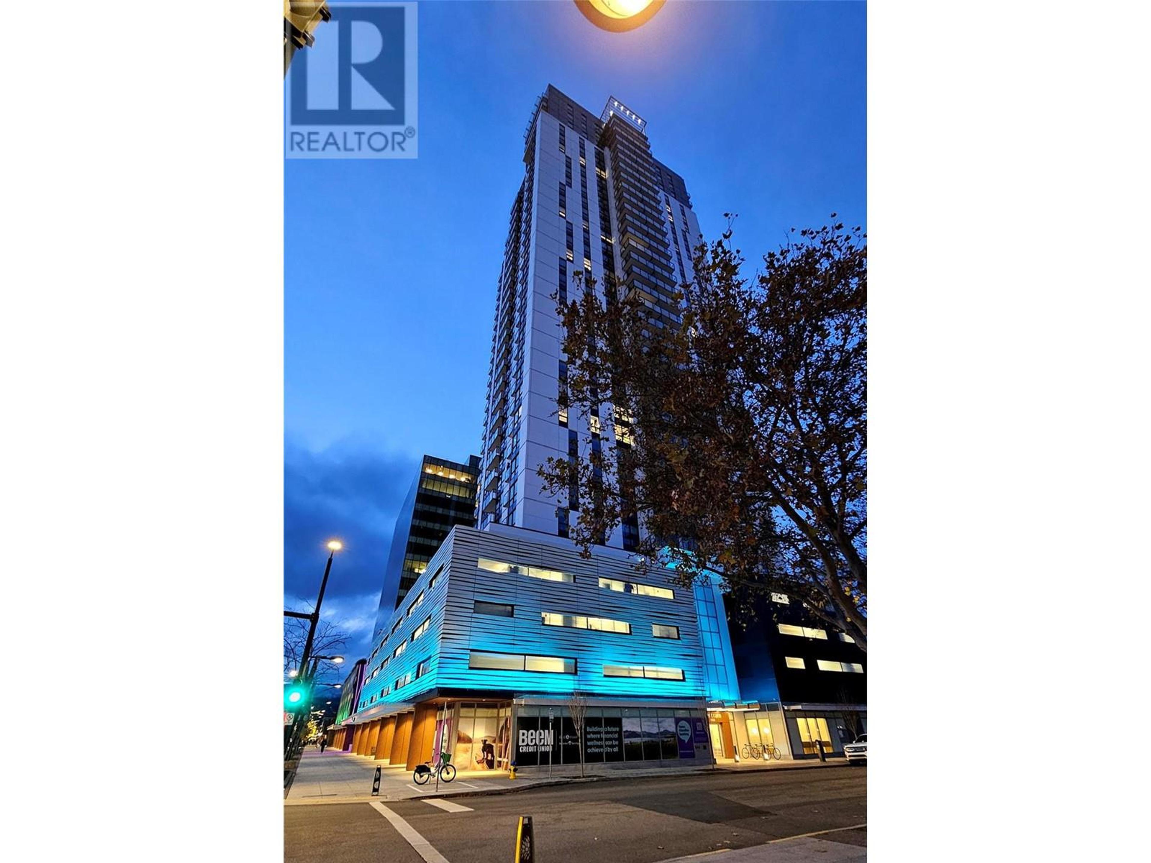 1488 Bertram Street, Kelowna - Exteriors - Photo 2