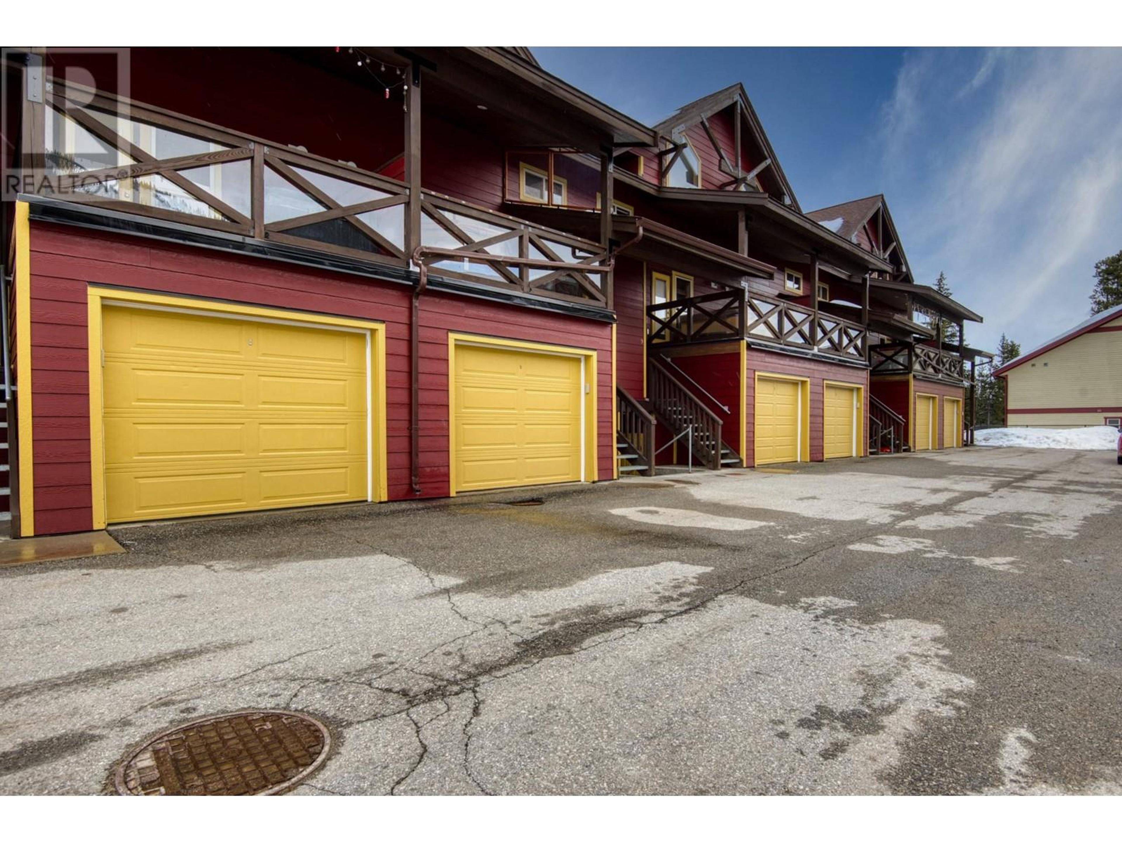 360 Strayhorse Road, Hedley - Exteriors - Photo 1