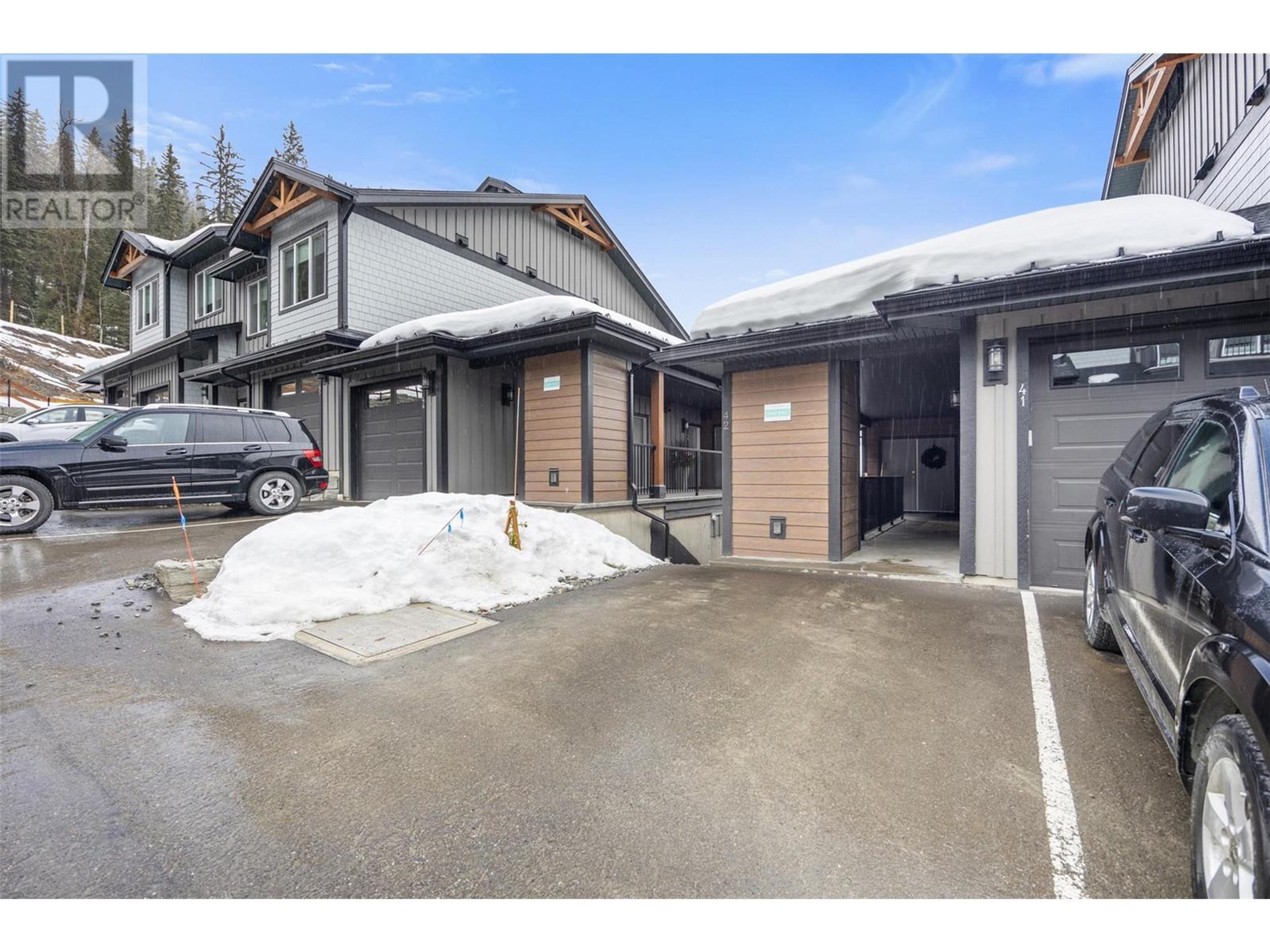 1240 ALPINE Road, Kamloops - Exteriors - Full Complex View - Photo 2