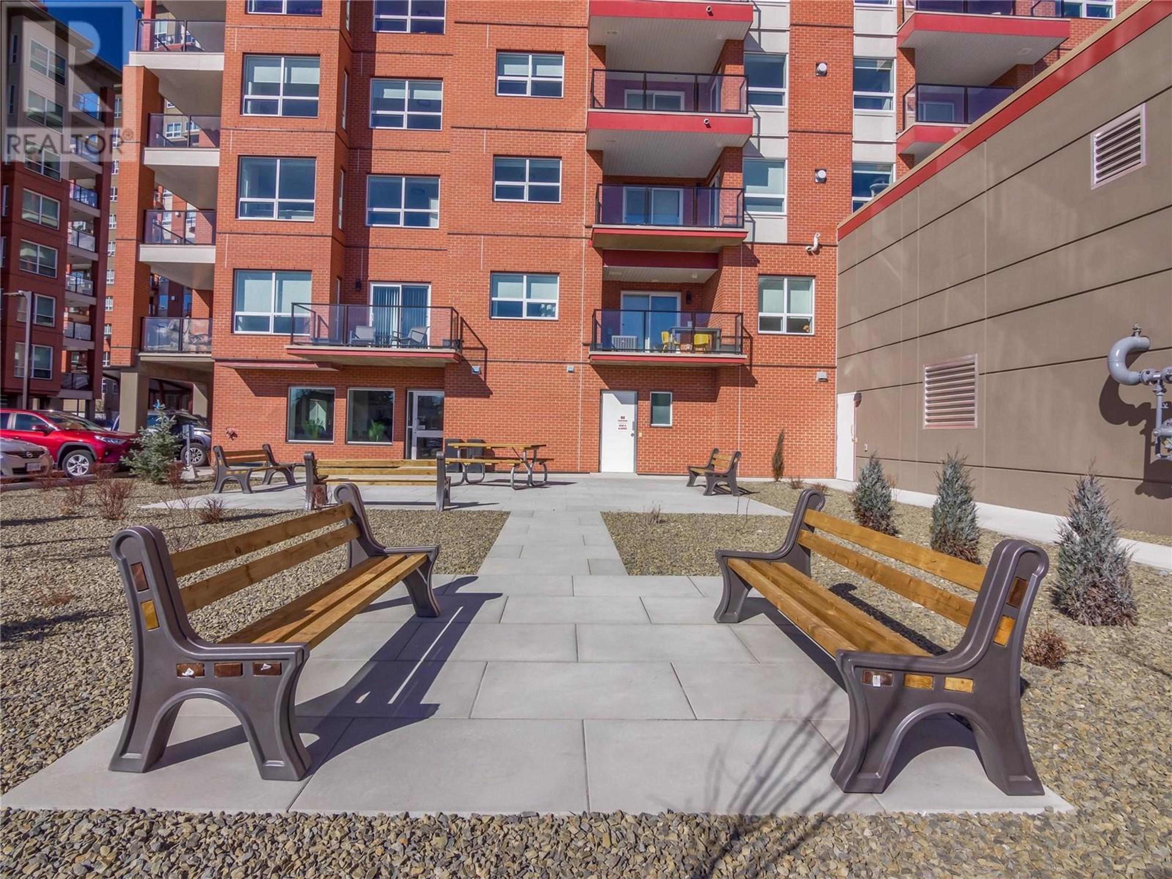 3346 SKAHA LAKE Road, Penticton - Exteriors - Photo 14