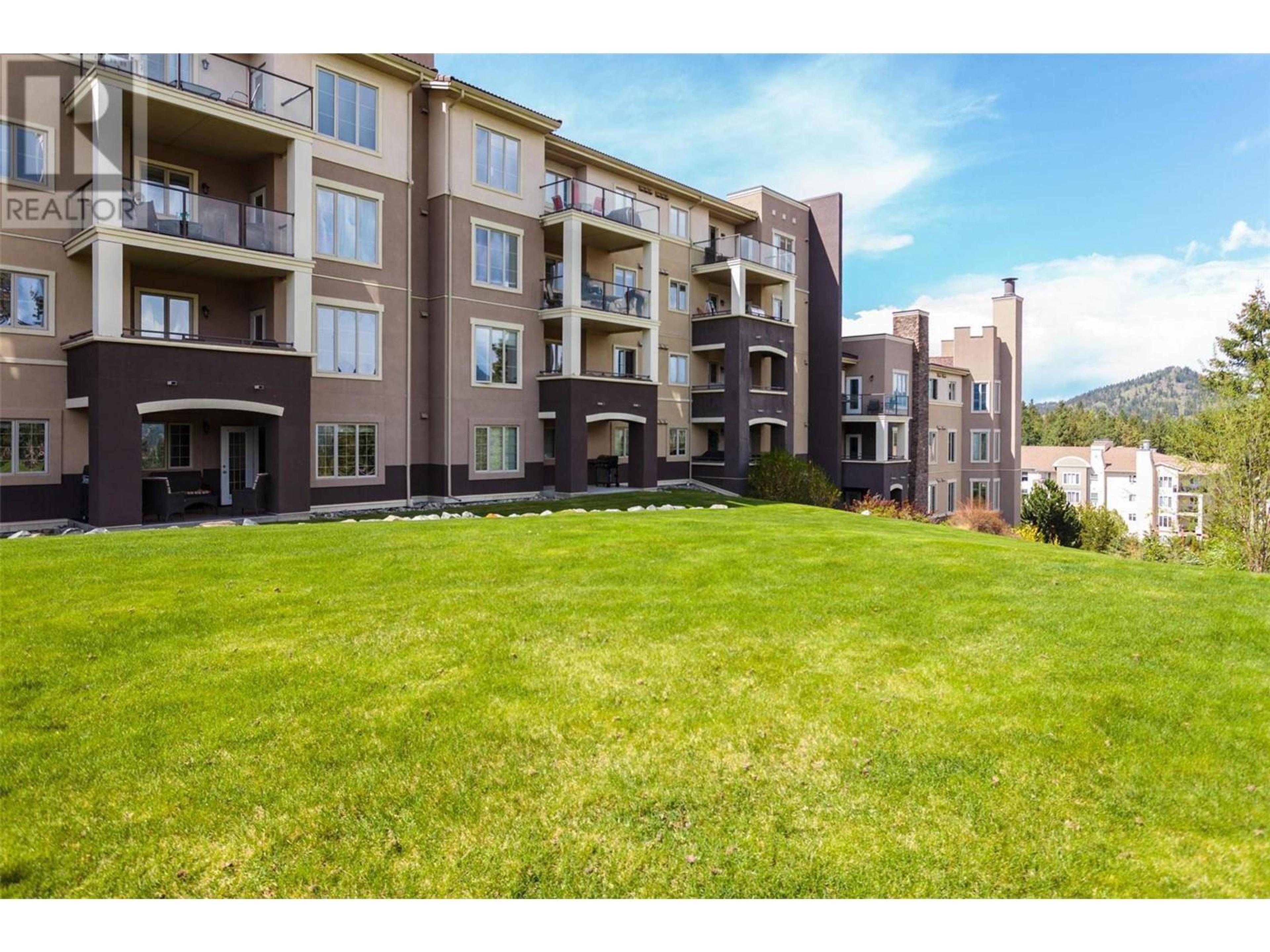 1875 Country Club Drive, Kelowna - Exteriors - Full Complex View - Photo 2