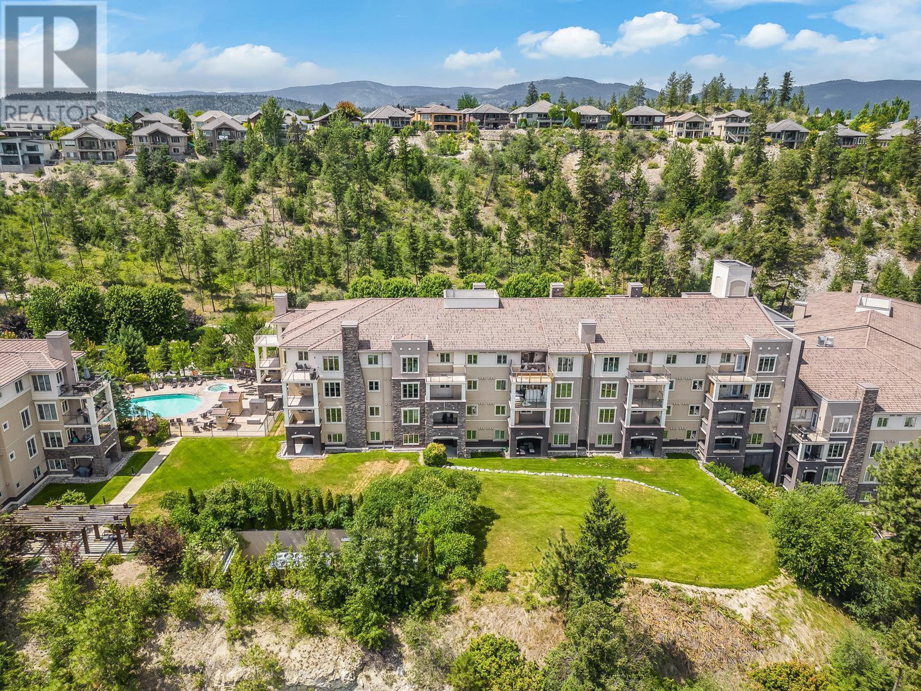 1875 Country Club Drive, Kelowna - Exteriors - Full Complex View, Drone/Aerial View - Photo 3