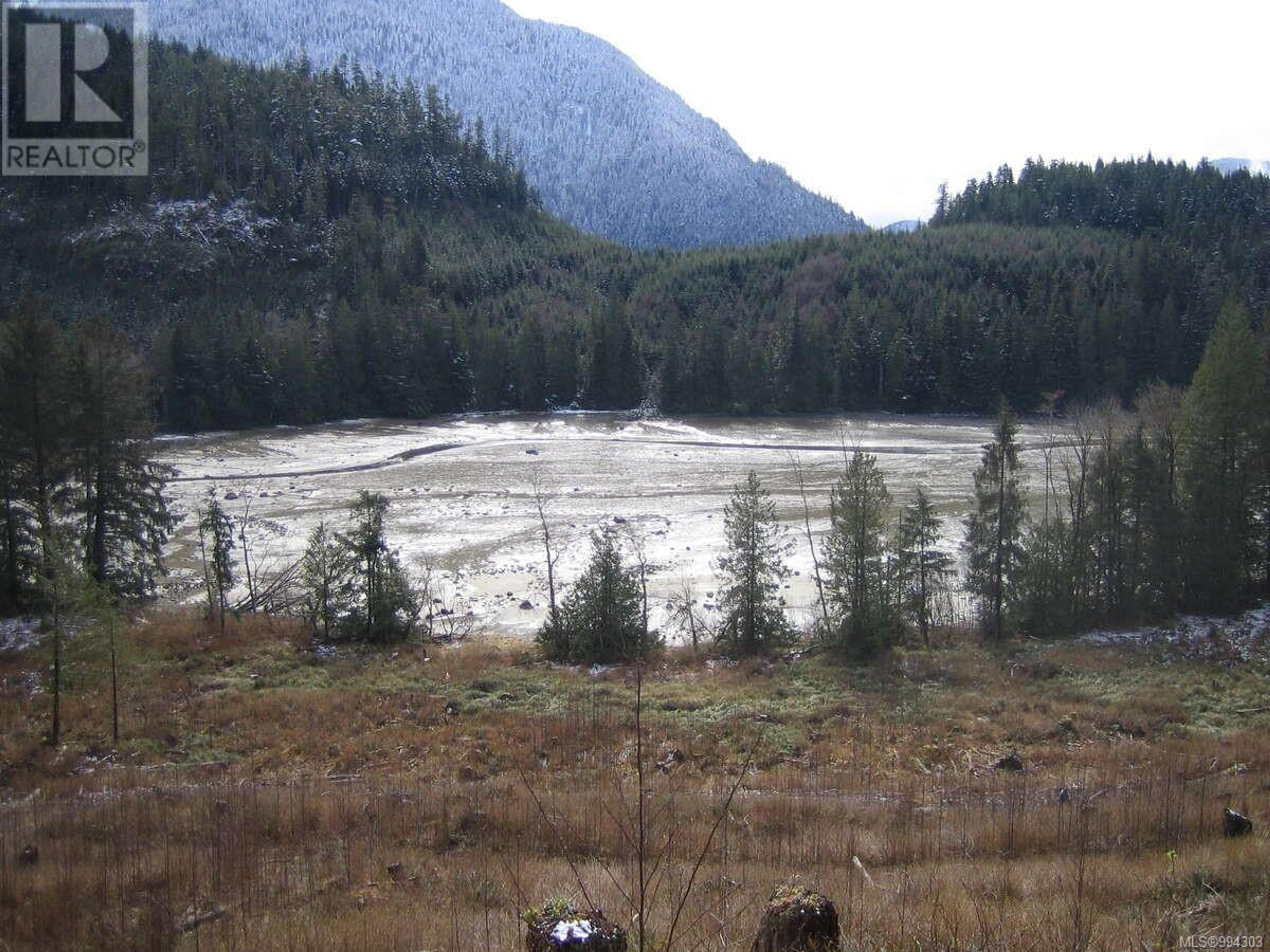 DL 704 BESSBOROUGH BAY - Image 10