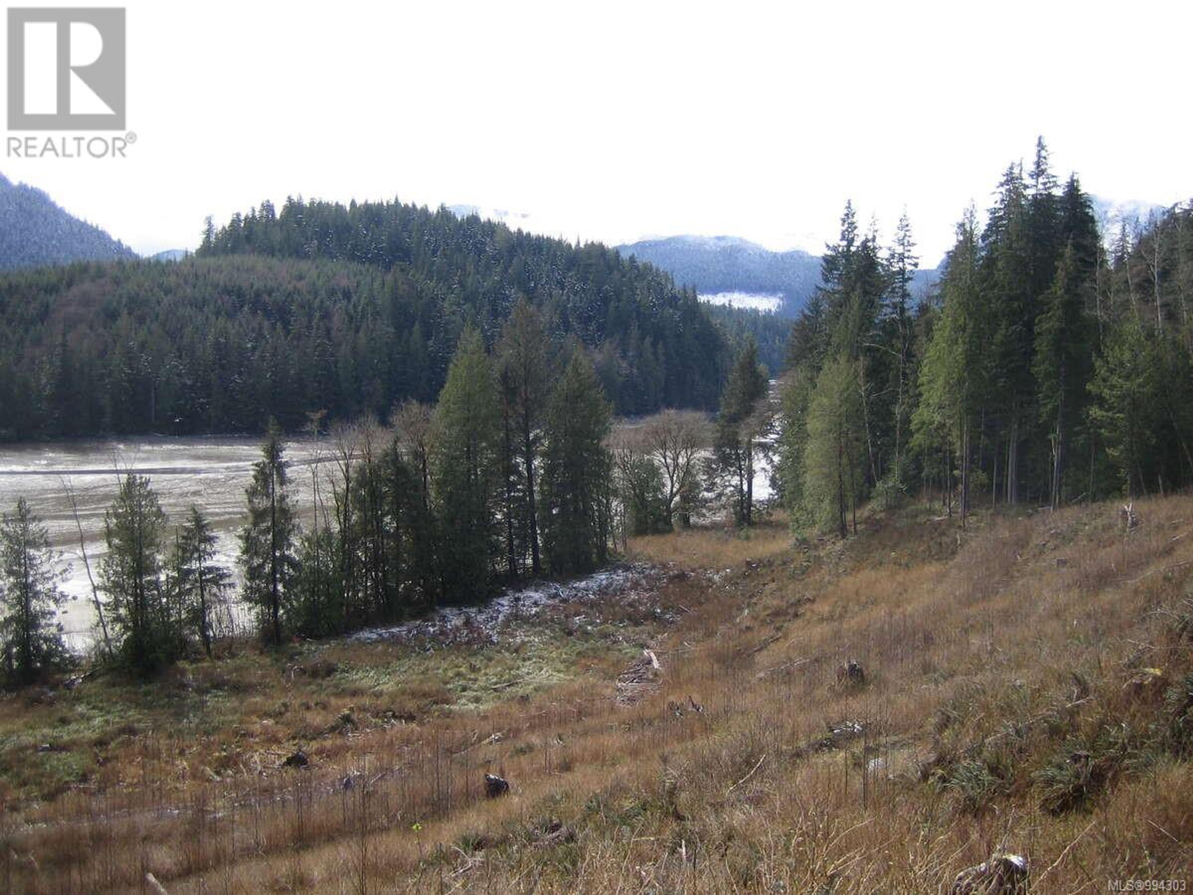 DL 704 BESSBOROUGH BAY - Image 9